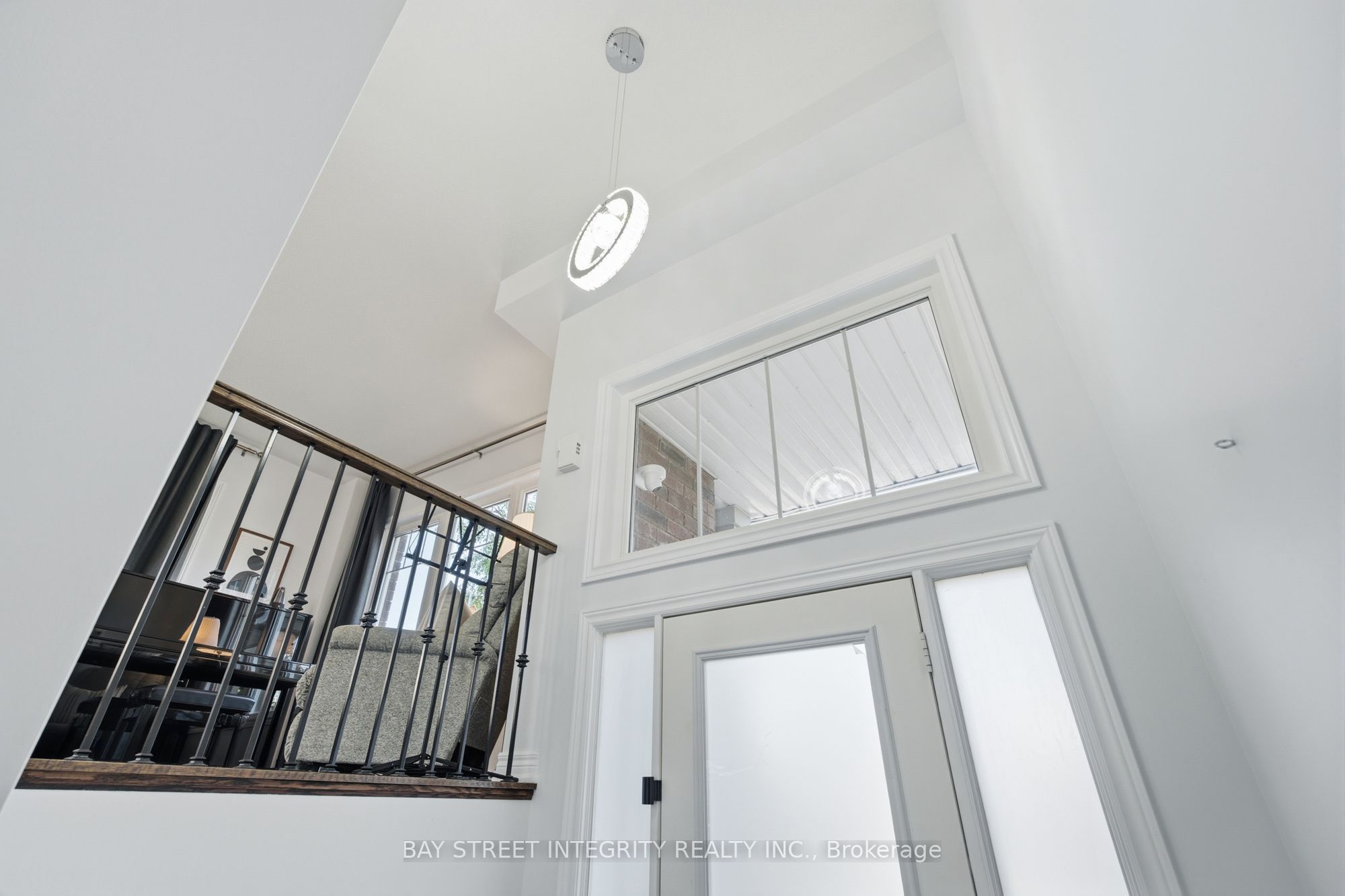 980 Millard Street, Whitchurch-Stouffville, ON L4A 0T2 photo 3