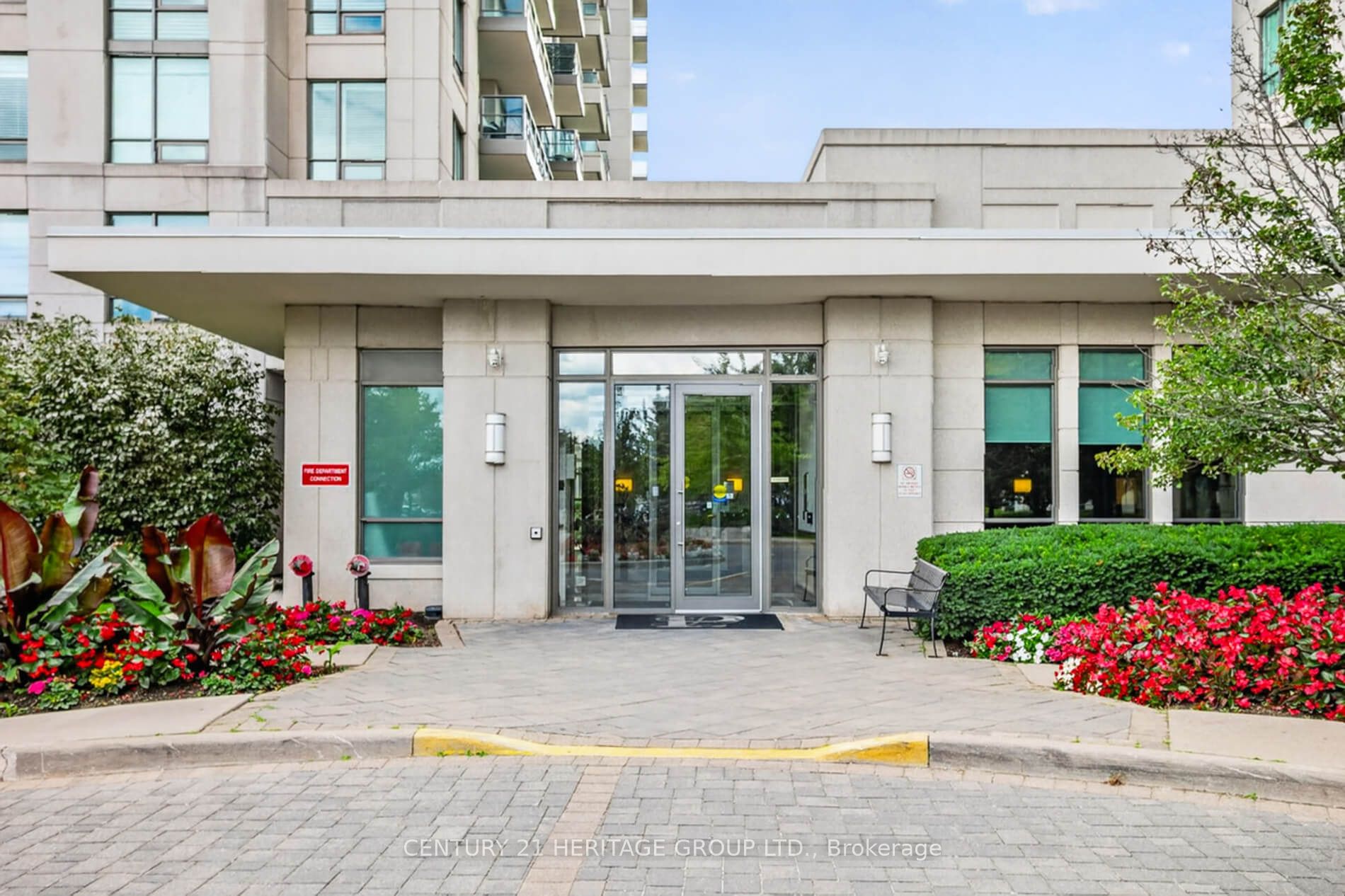 88 Promenade Circle 905, Vaughan, ON L4J 9A4 photo 2