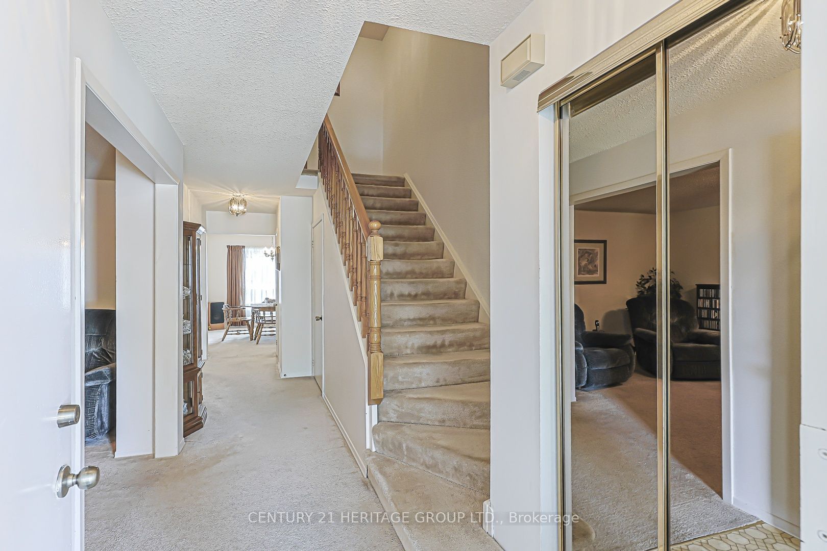 10 Woodhall Road, Markham, ON L3S 1N9 photo 3