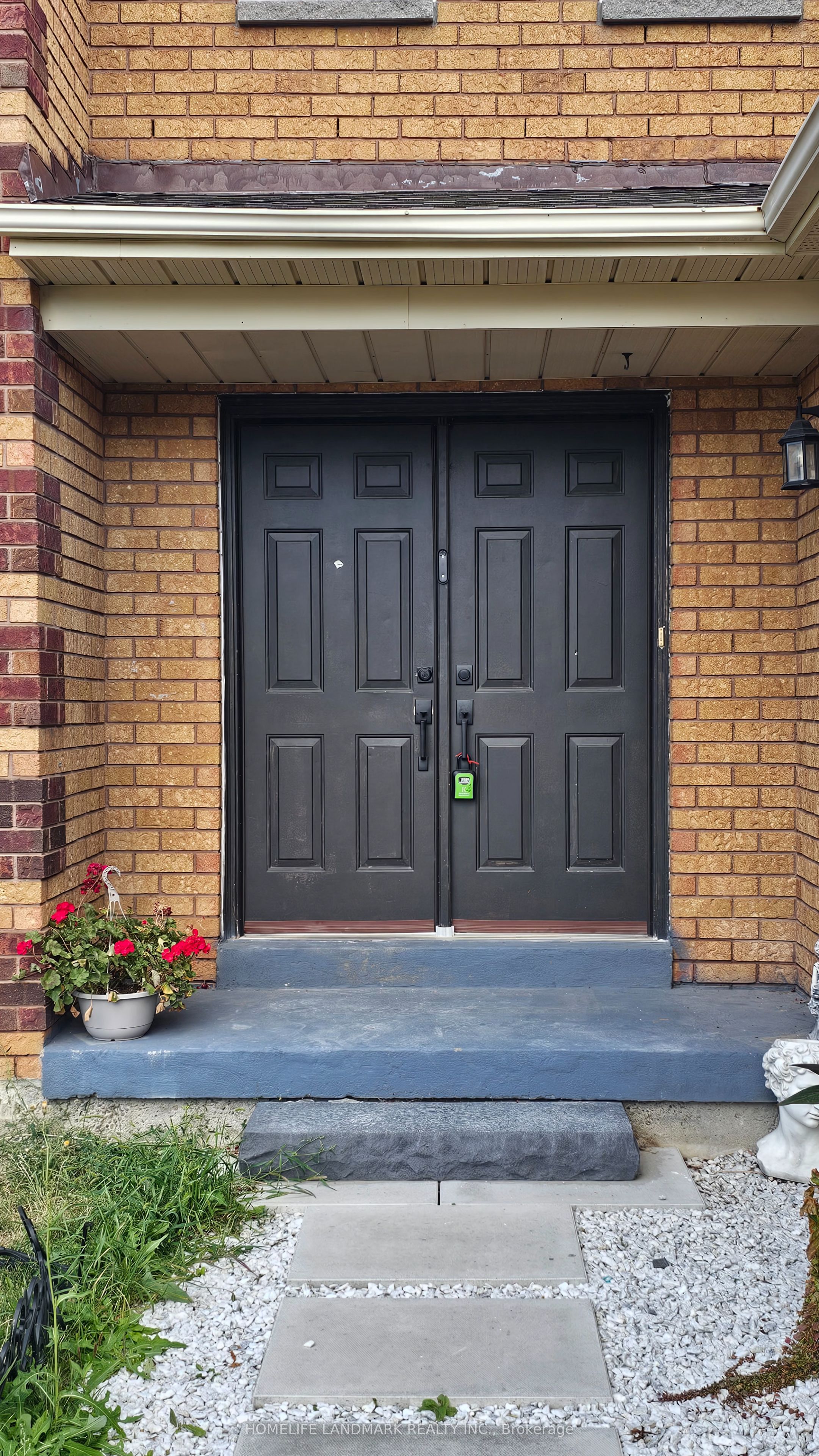 93 Yorkland Street, Richmond Hill, ON L4C 9Z5 photo 5