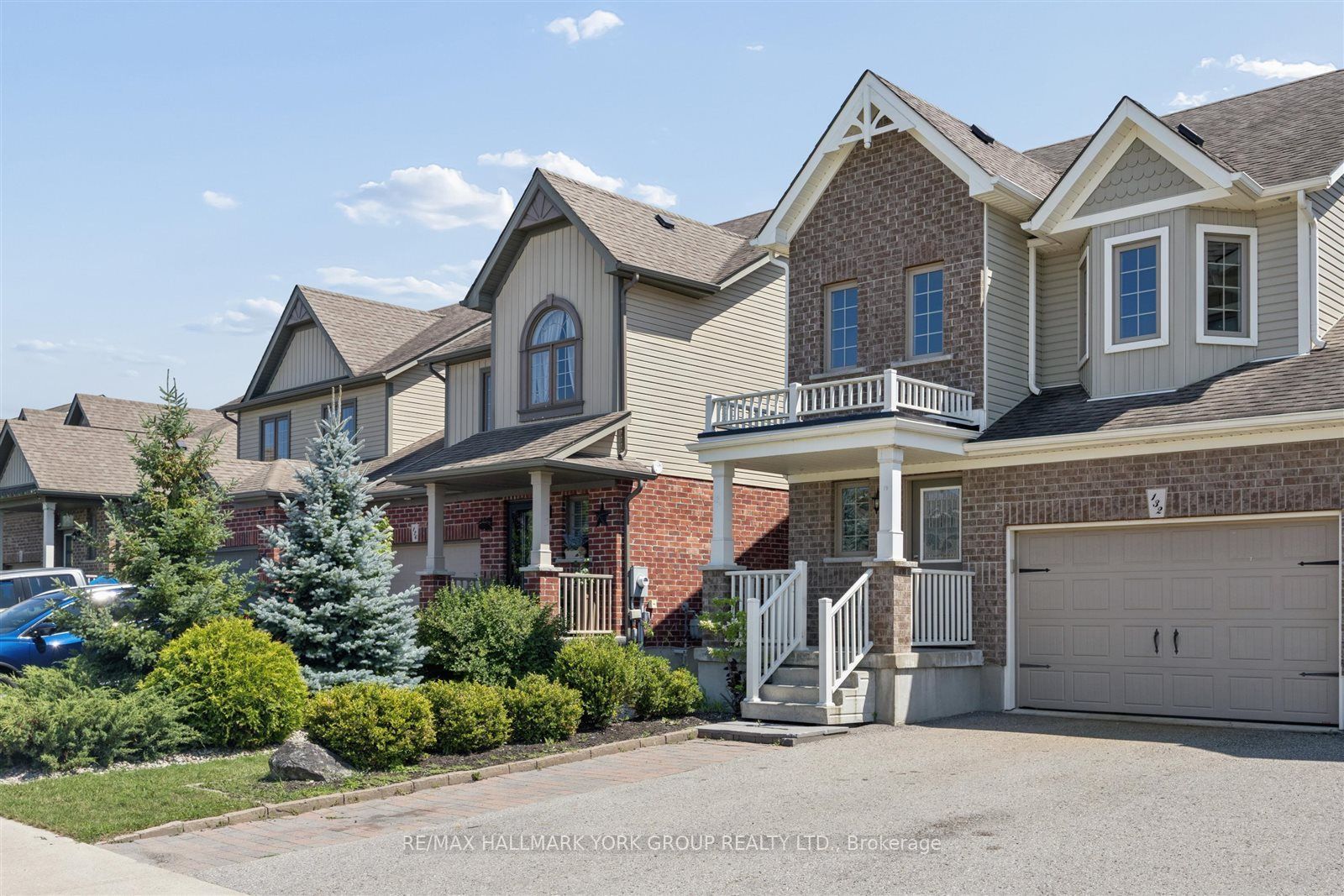 132 Banting Crescent, Essa, ON L0M 1B6 photo 2
