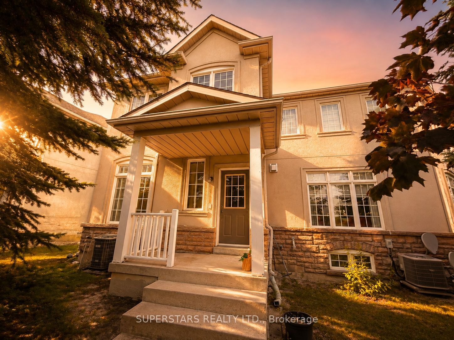 10 Post Oak Drive 18, Richmond Hill, ON L4E 4H8