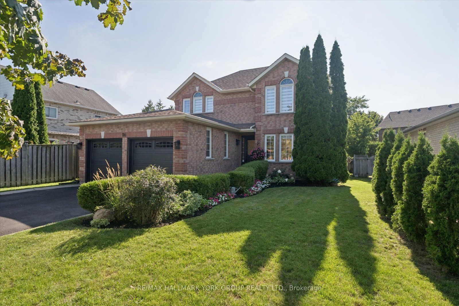 116 Fairwood Drive, Georgina, ON L4P 3Y1 photo 2