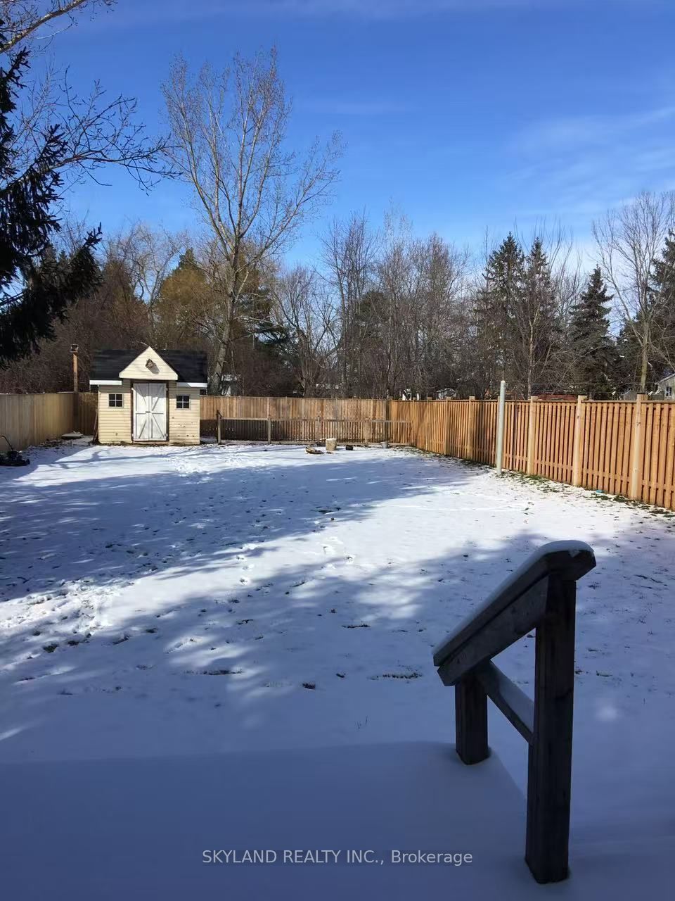 1650 Metro Road N, Georgina, ON L0E 1S0 photo 2
