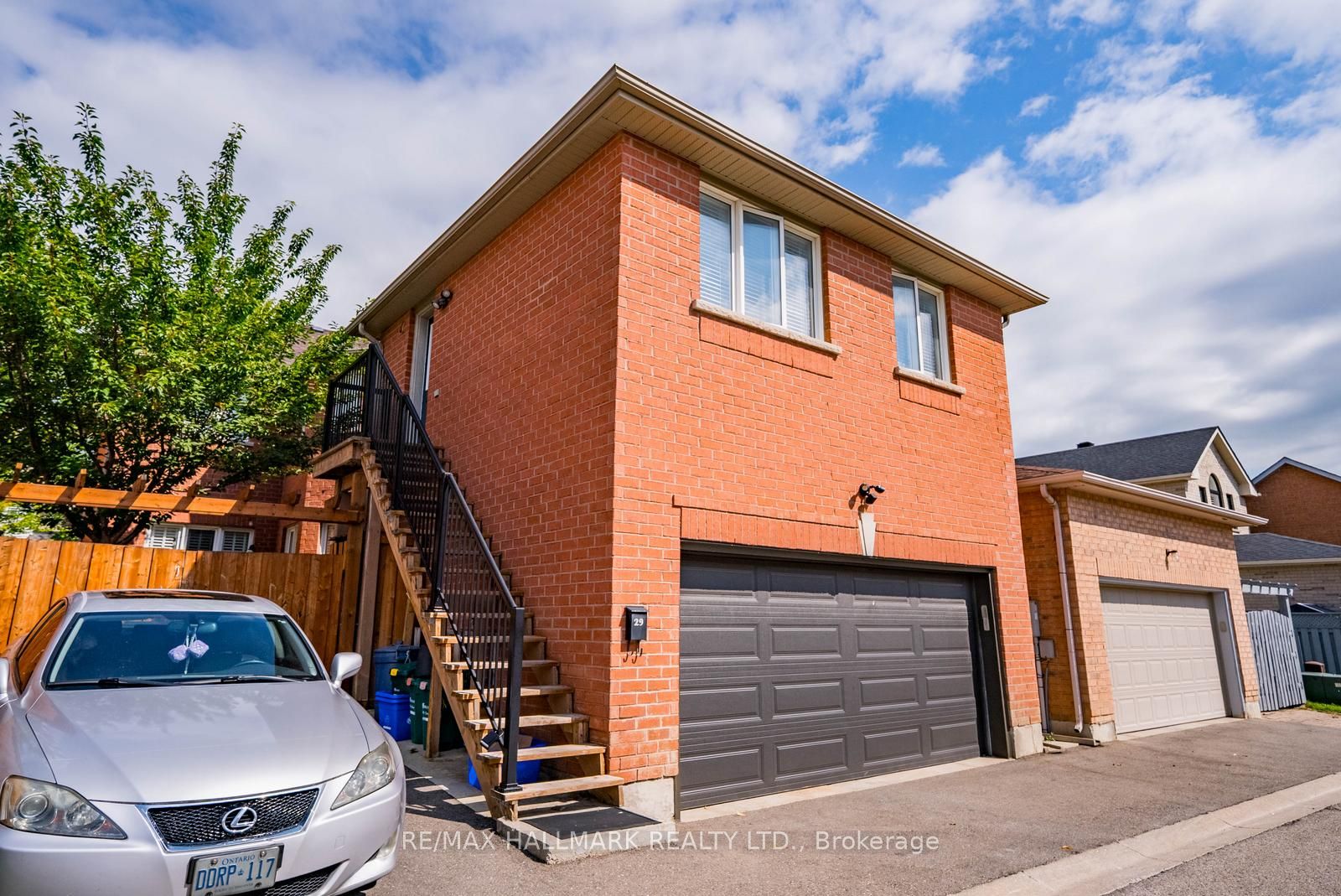 29 Hosta Avenue Coach House, Markham, ON L6B 0J9 photo 2