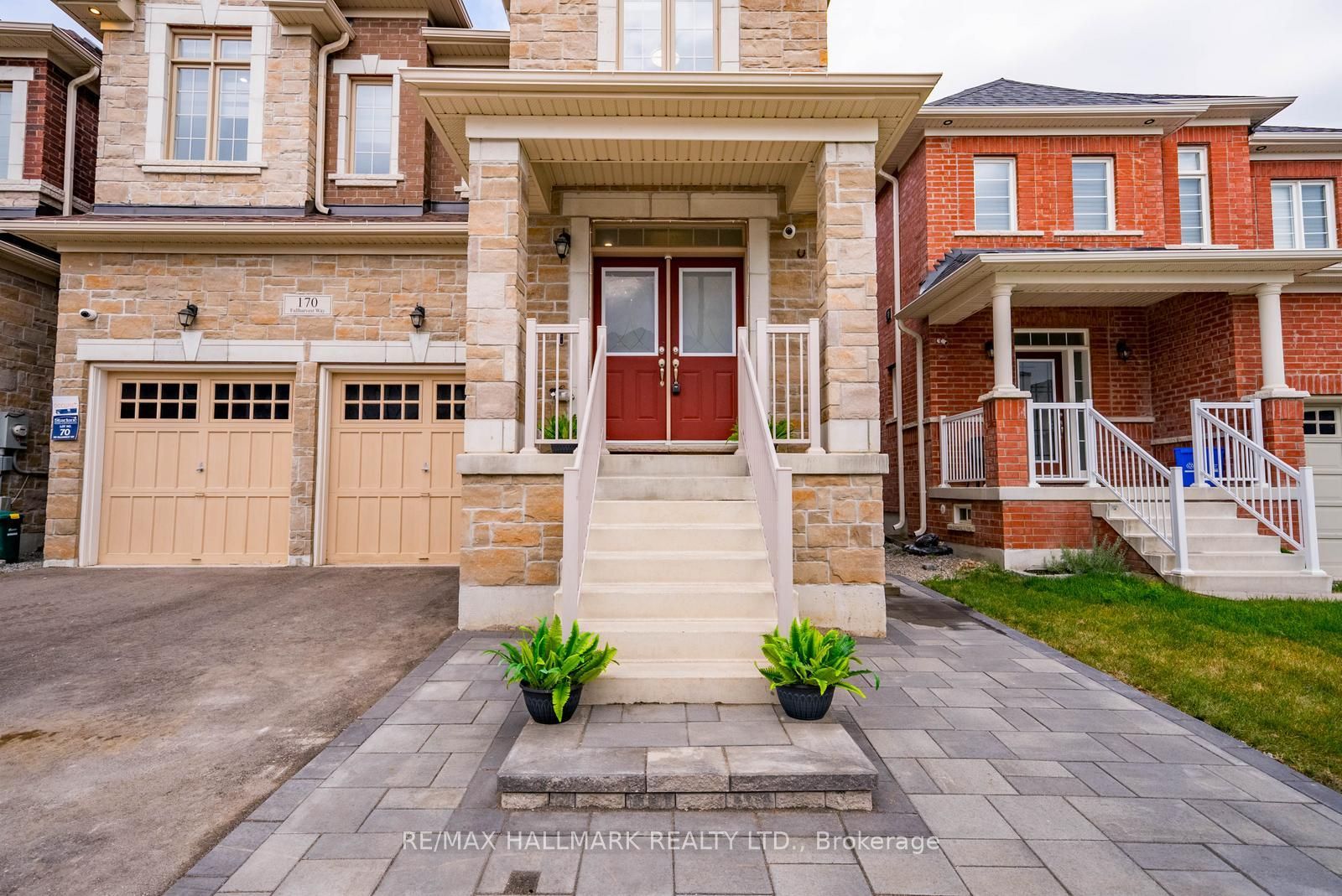 170 Fallharvest Way, Whitchurch-Stouffville, ON L4A 5A2 photo 4