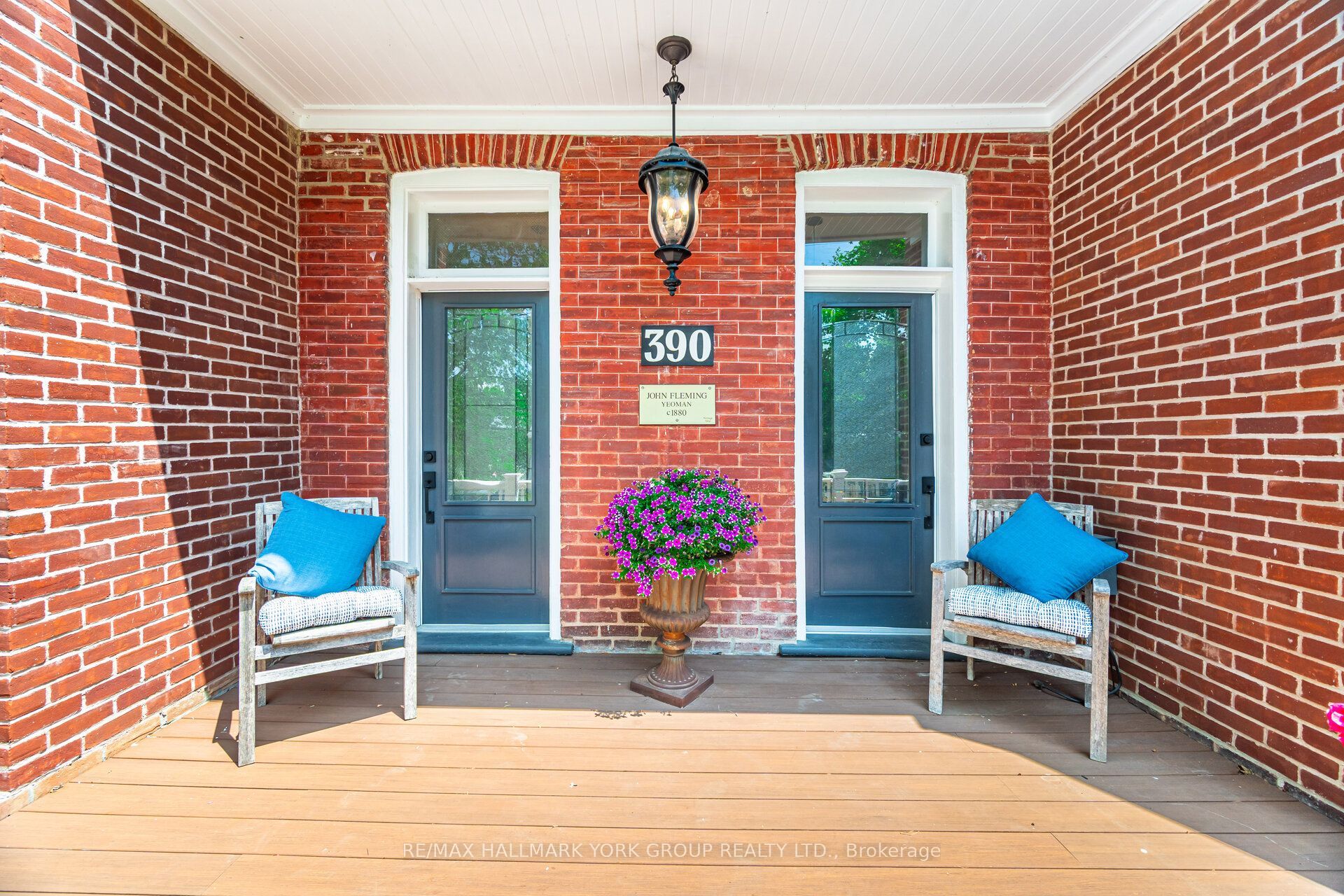 390 Main Street, King, ON L0G 1T0 photo 2