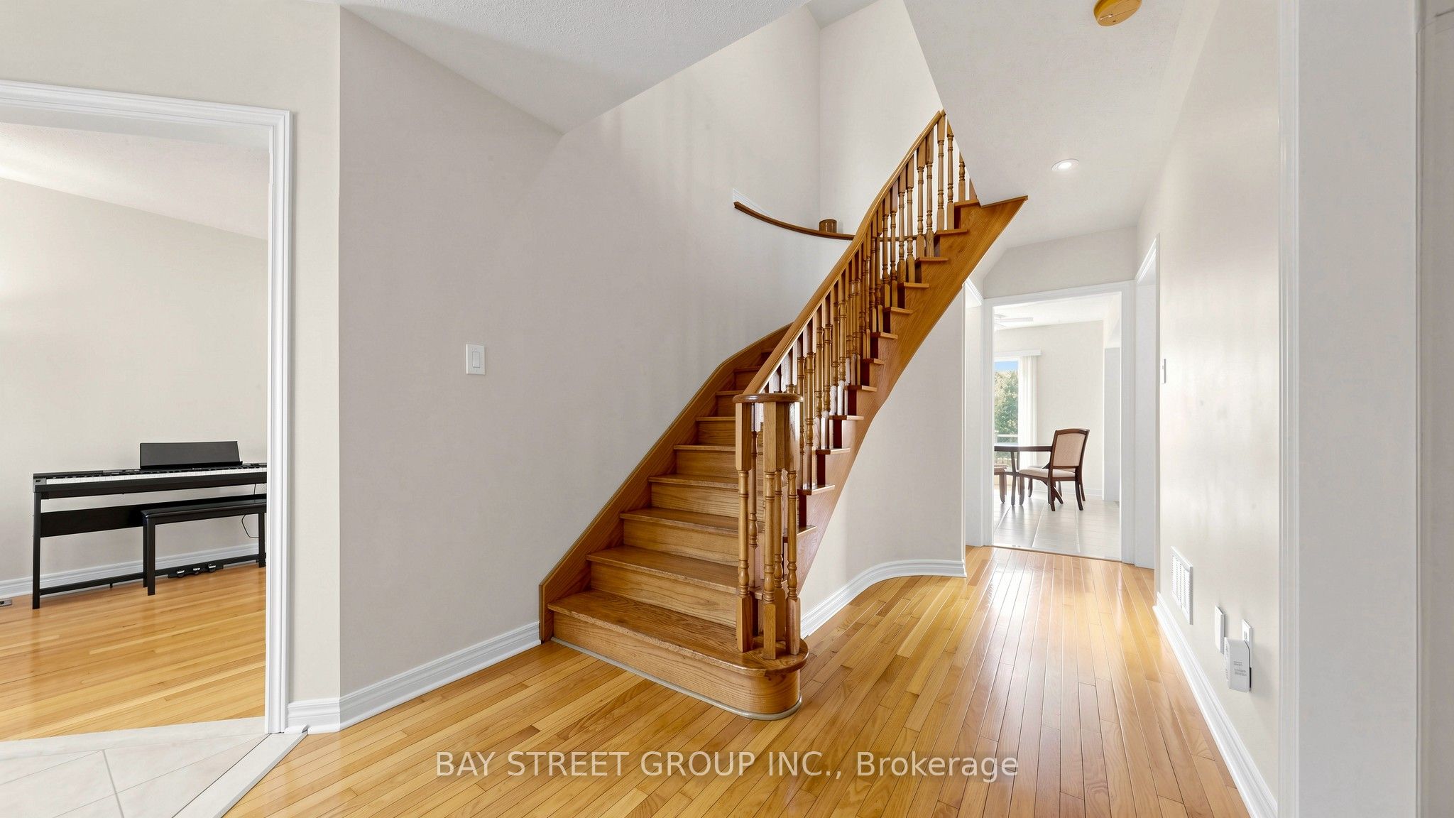 37 Bayswater Avenue, Richmond Hill, ON L4E 4E5 photo 4