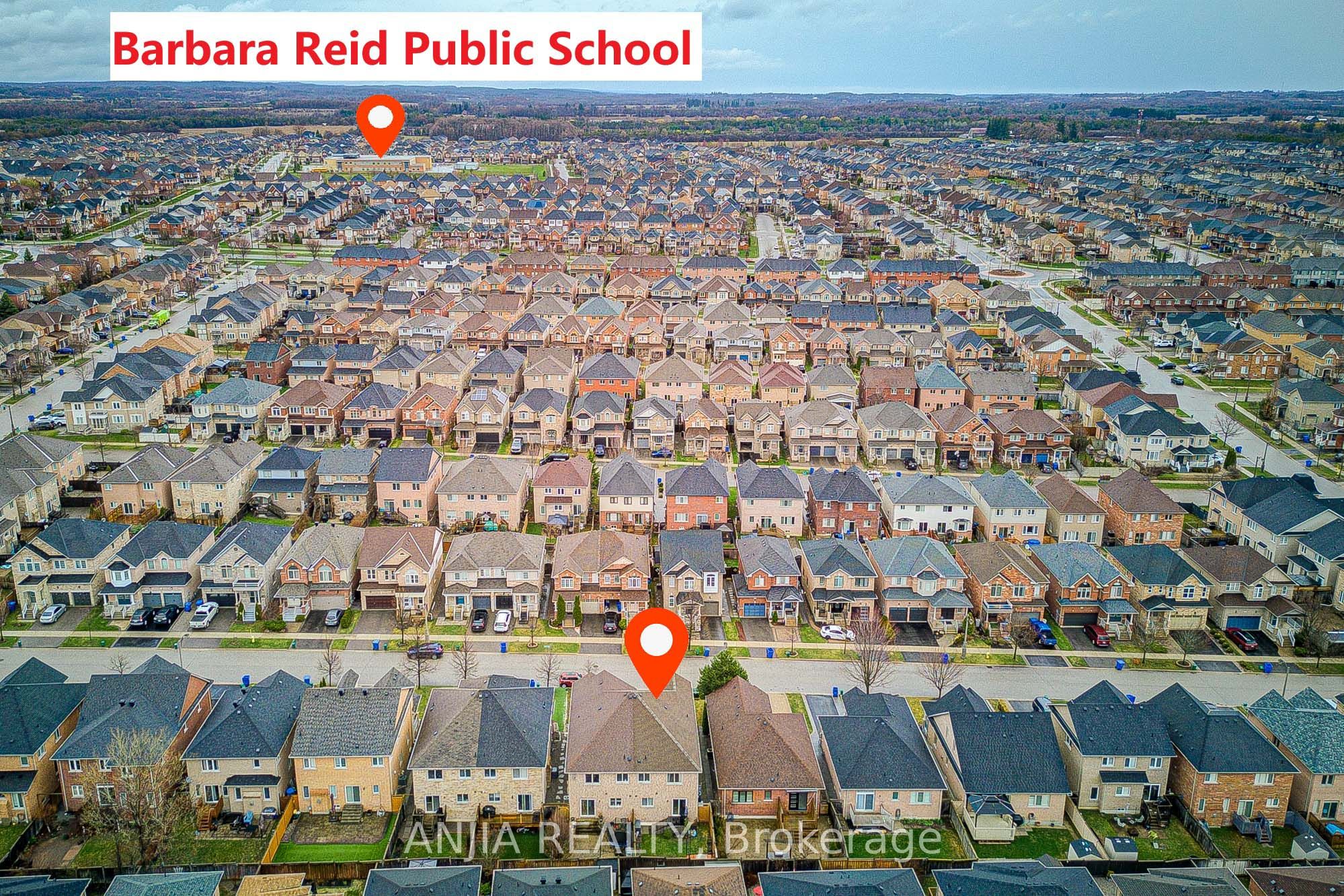 29 Butterwood Lane, Whitchurch-Stouffville, ON L4A 0M7 photo 2