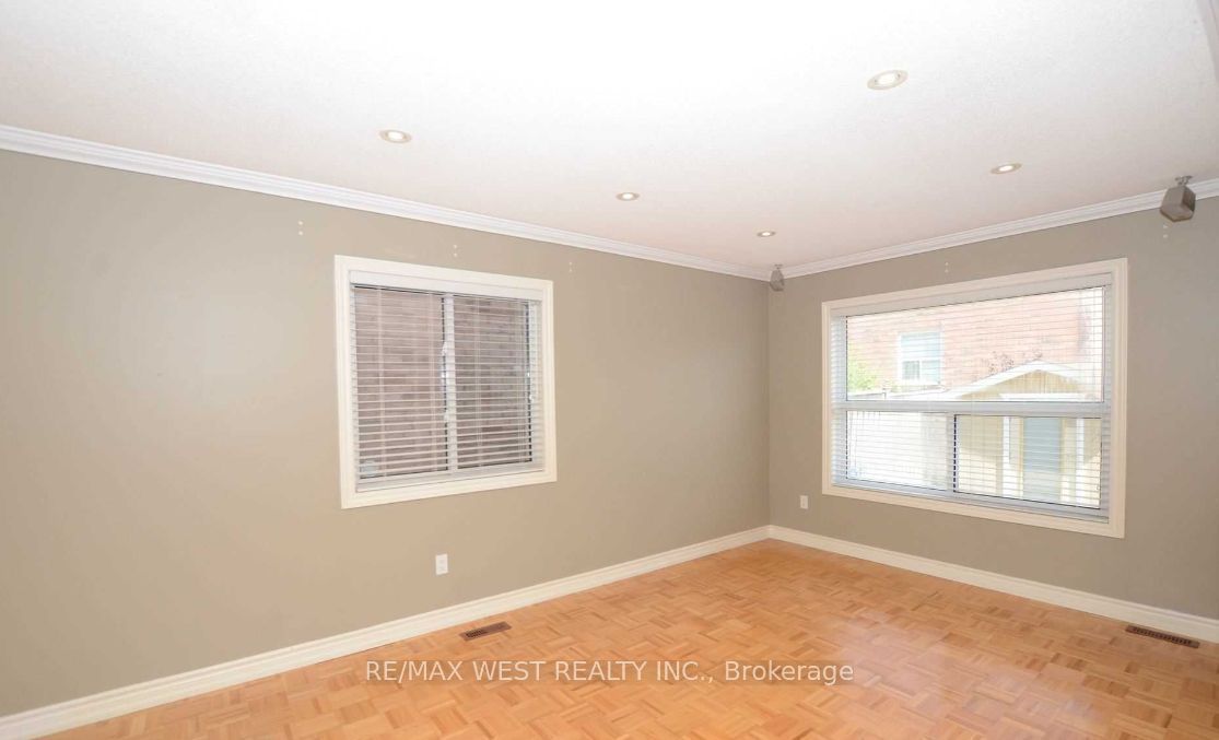 49 Bestview Crescent, Vaughan, ON L6A 3S8 photo 3