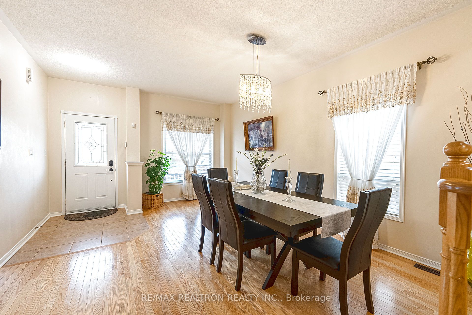 15 Brumstead Drive N, Richmond Hill, ON L4E 0C5 photo 4