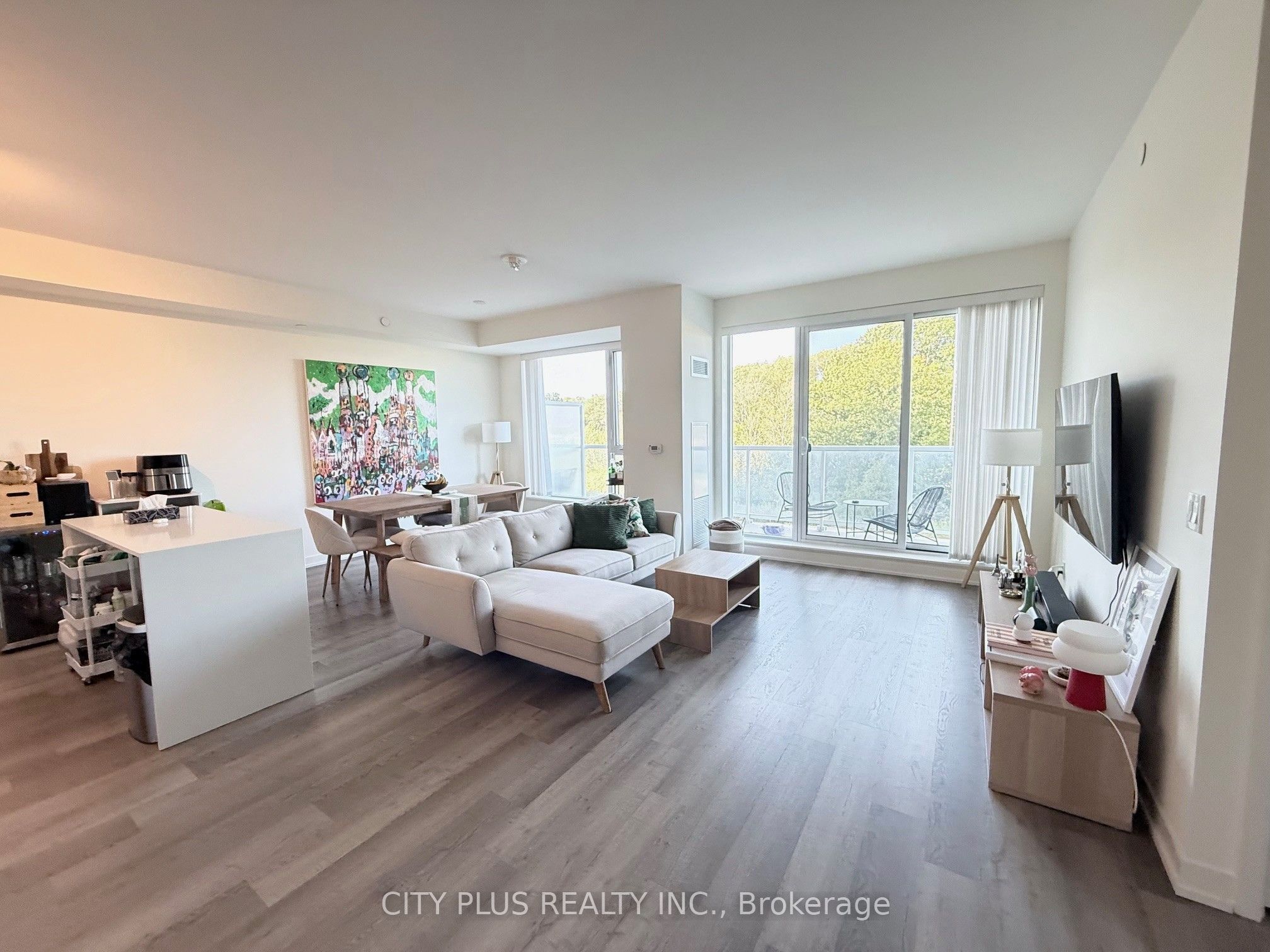 6 David Eyer Road 210, Richmond Hill, ON L4S 0N5 photo 4