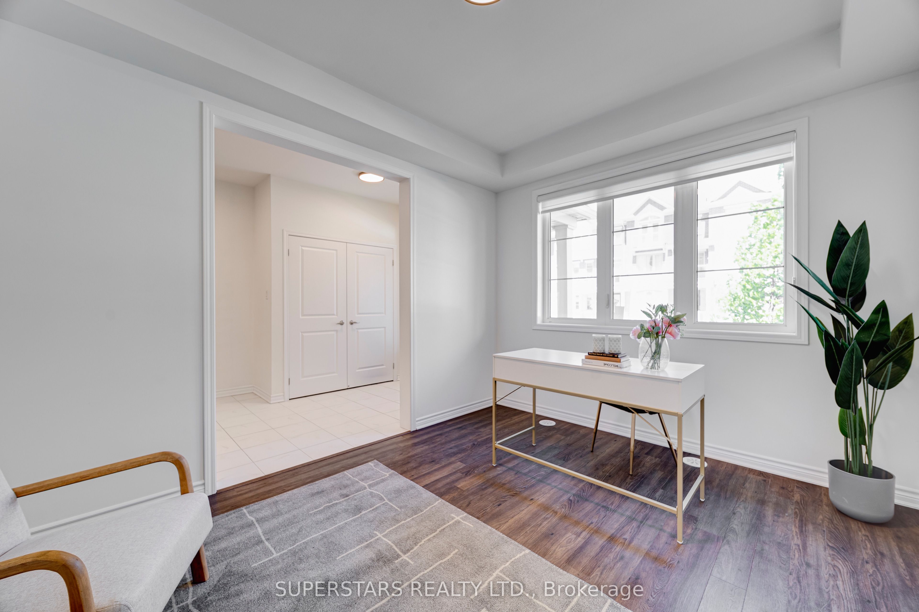 241 Rustle Woods Avenue, Markham, ON L6B 1M7 photo 2