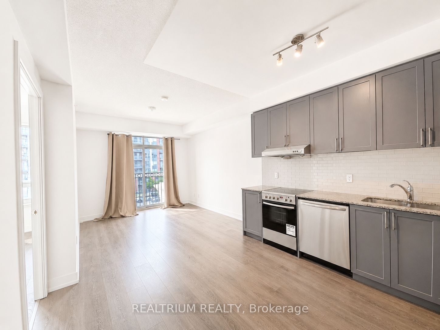 278 Buchanan Drive 325, Markham, ON L3R 6J1 photo 3