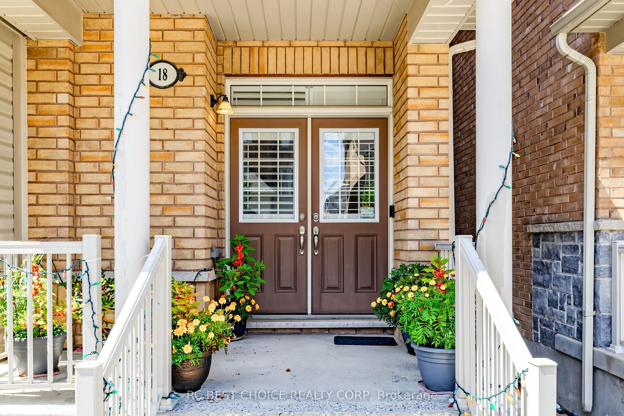 18 Chauncey Court, Markham, ON L6B 1H1 photo 4