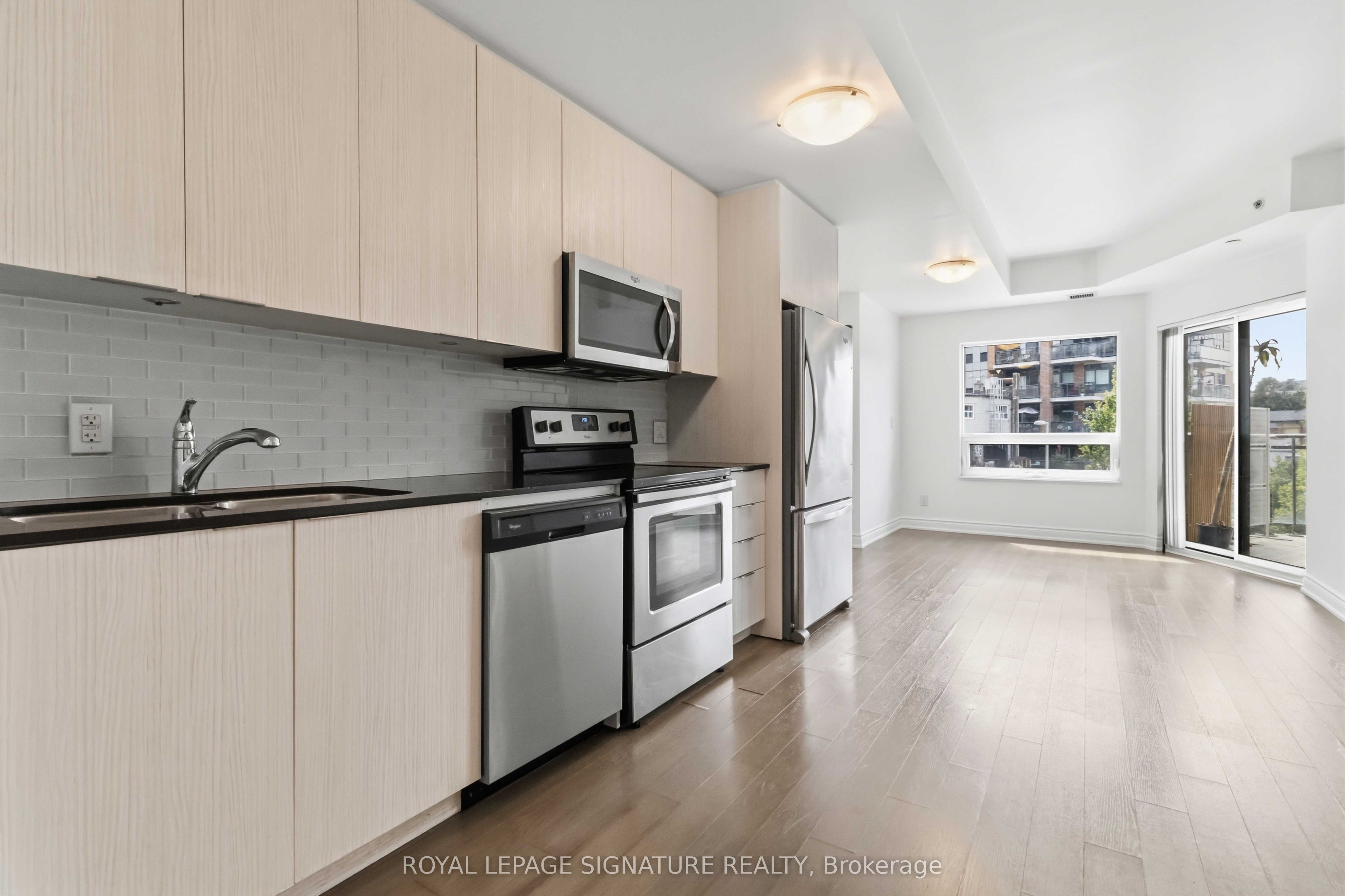 86 Woodbridge Avenue 233, Vaughan, ON L4L 0E4 photo 3