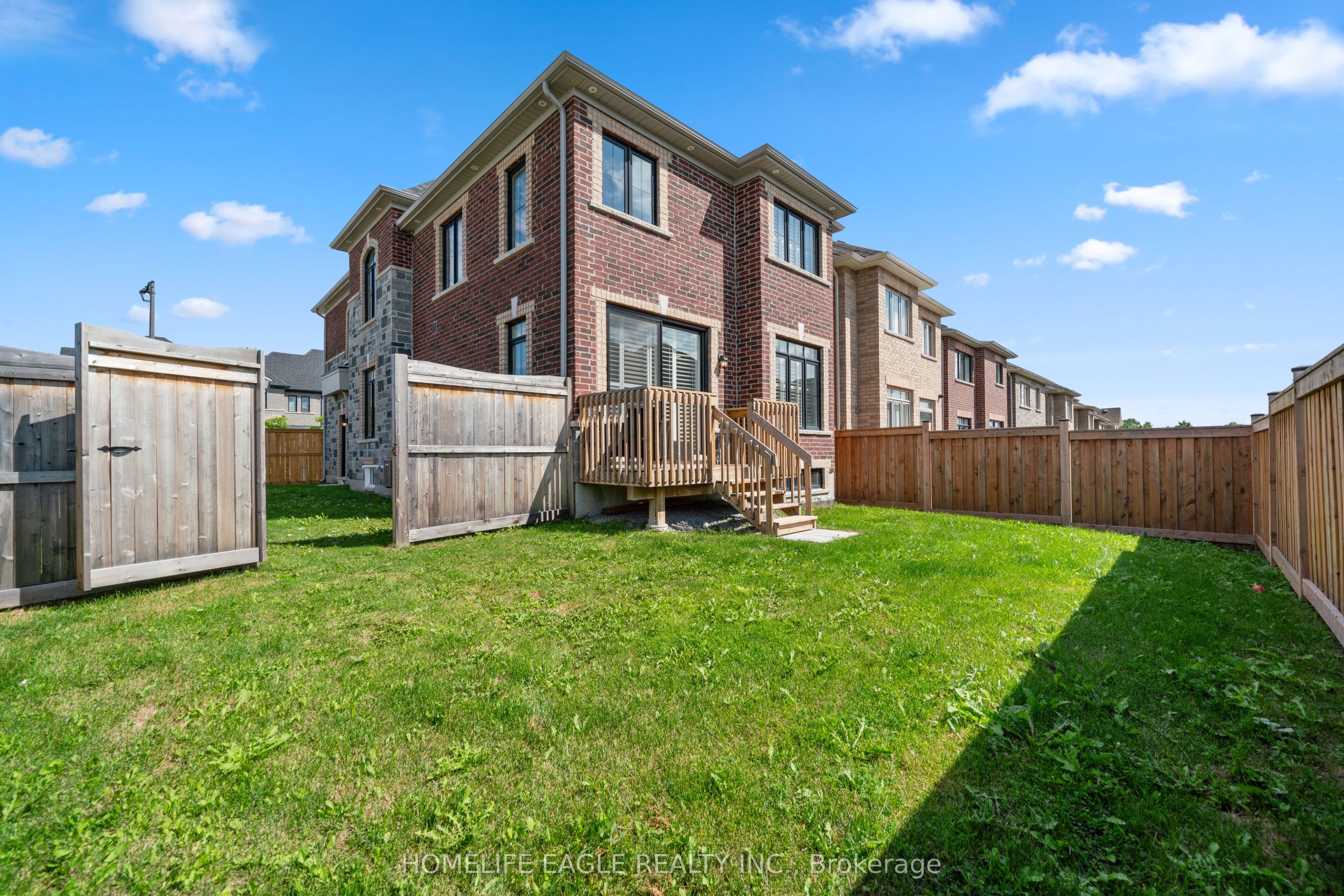 20 Viola Street, East Gwillimbury, ON L9N 0T6 photo 5