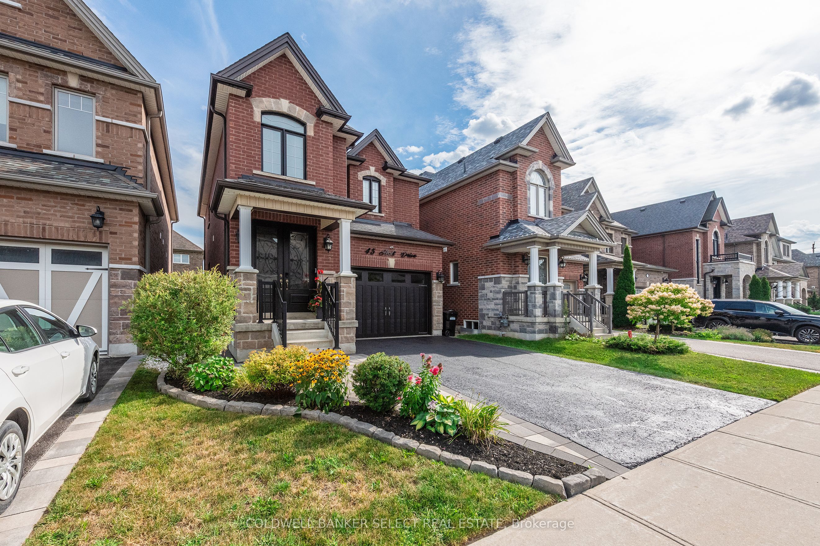 45 Holt Drive, New Tecumseth, ON L9R 0H8 photo 2