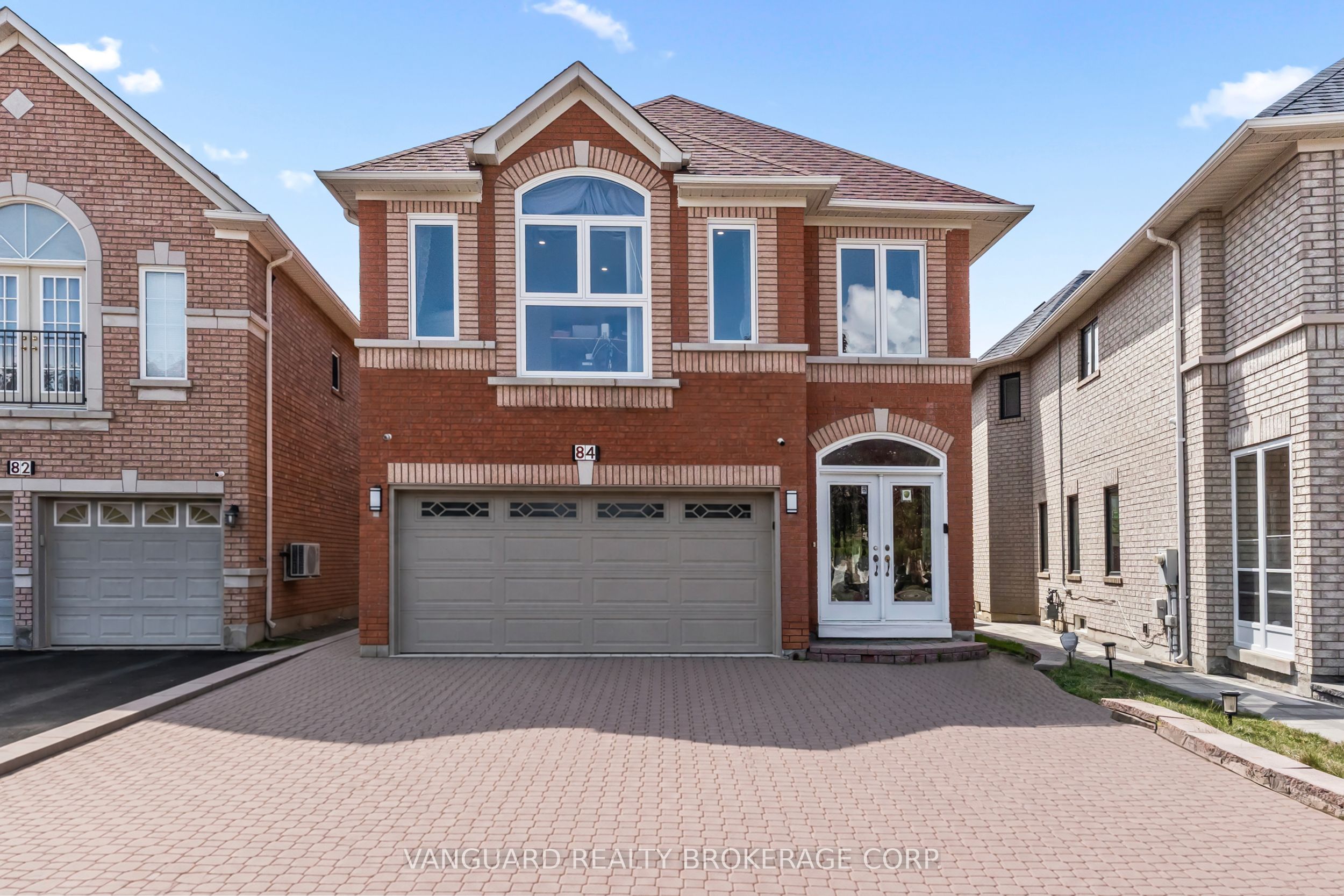 84 Sapphire Drive, Richmond Hill, ON L4S 2E6