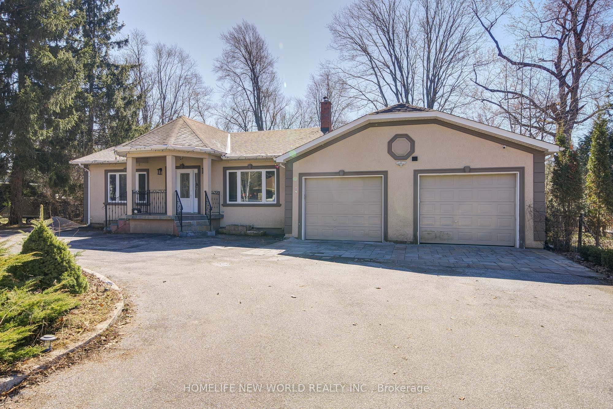 215 Willow Drive, Georgina, ON L4P 2R9 photo 2