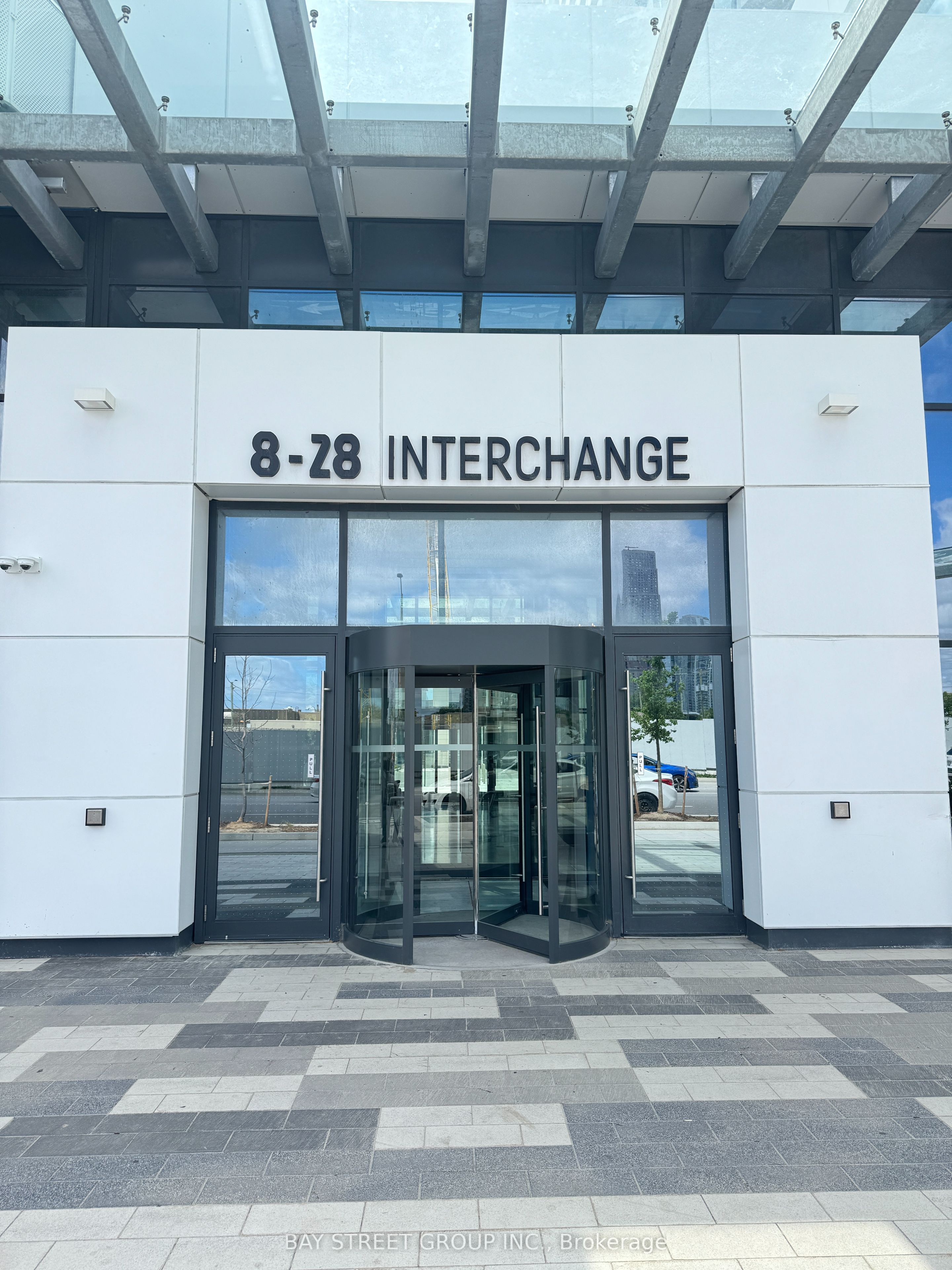 8 Interchange Way 5510, Vaughan, ON L4K 0R2 photo 2