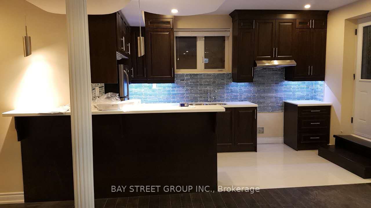 209 Kentland Street, Markham, ON L6E 2E2 photo 2