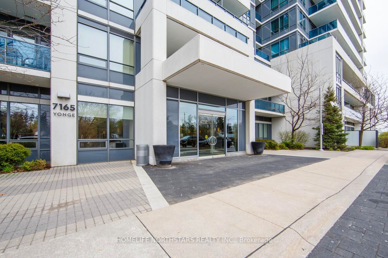 7165 Yonge Street 432, Markham, ON L3T 0C9 photo 2