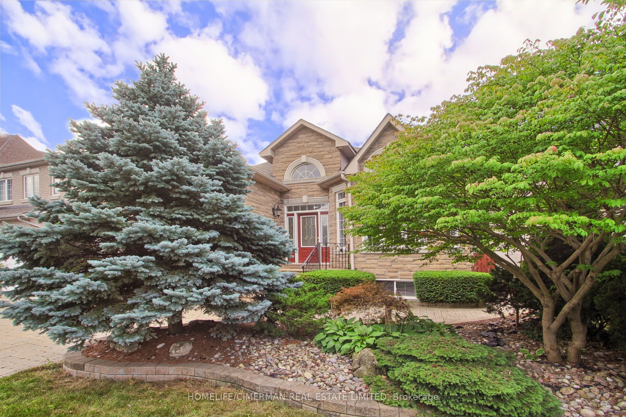 61 Pemberton Road, Richmond Hill, ON L4C 3T5 photo 3