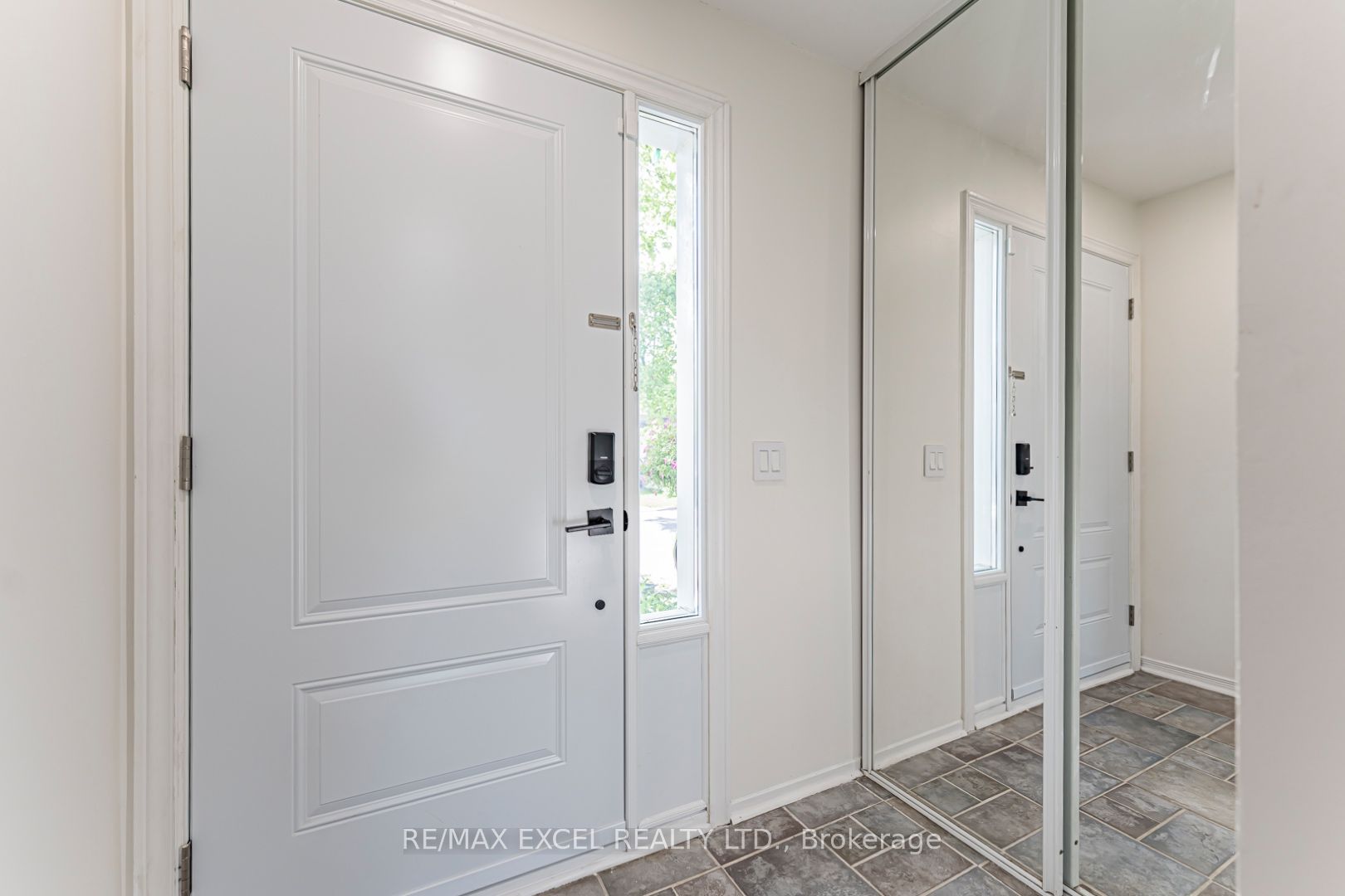 128 Cottonwood Court, Markham, ON L3T 5X1 photo 5