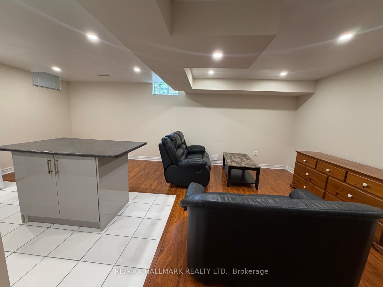 307 Weldrick Road E Basement, Richmond Hill, ON L4C 0R7 photo 4