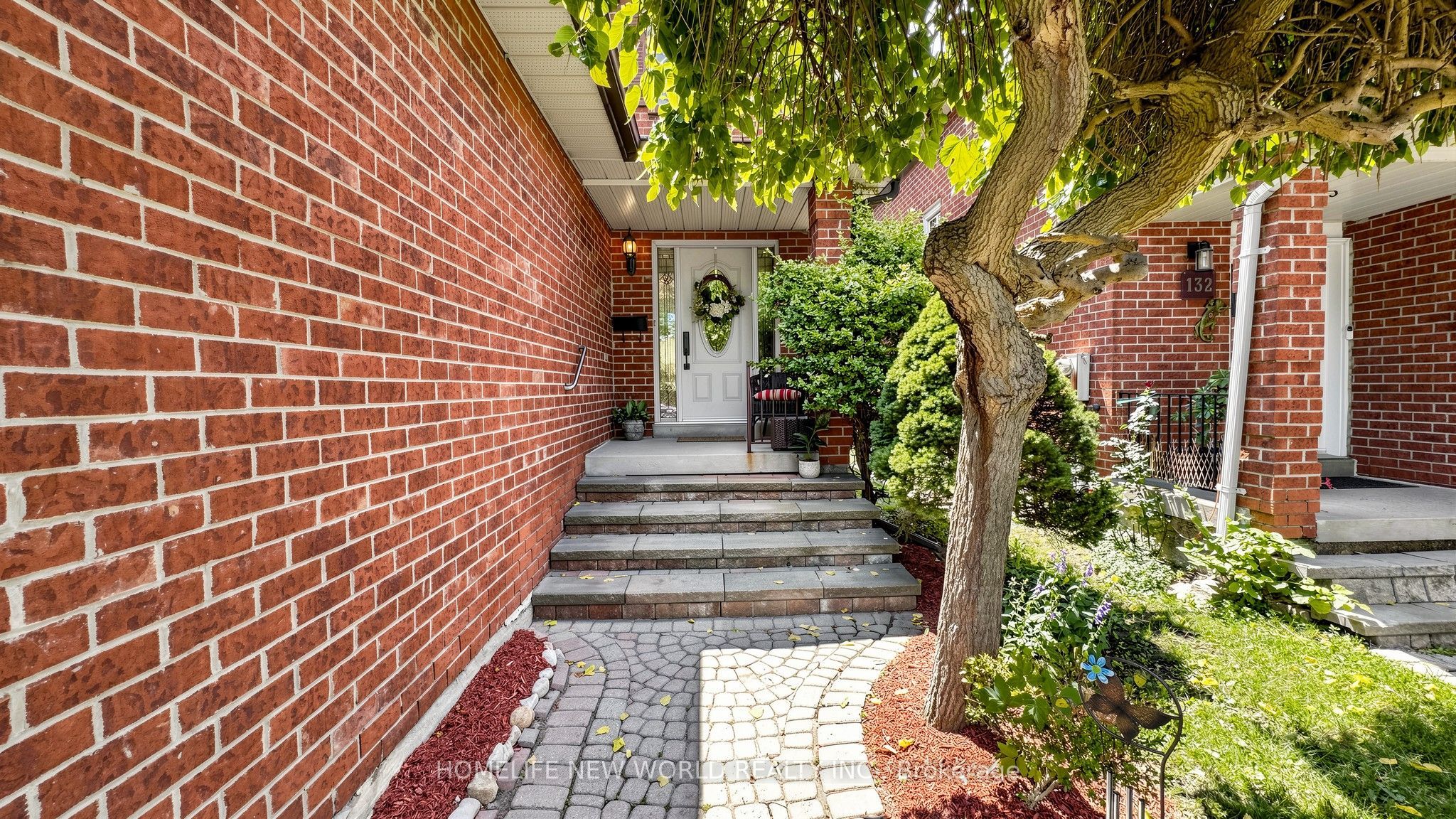 134 Crosby Avenue, Richmond Hill, ON L4C 9N5 photo 4