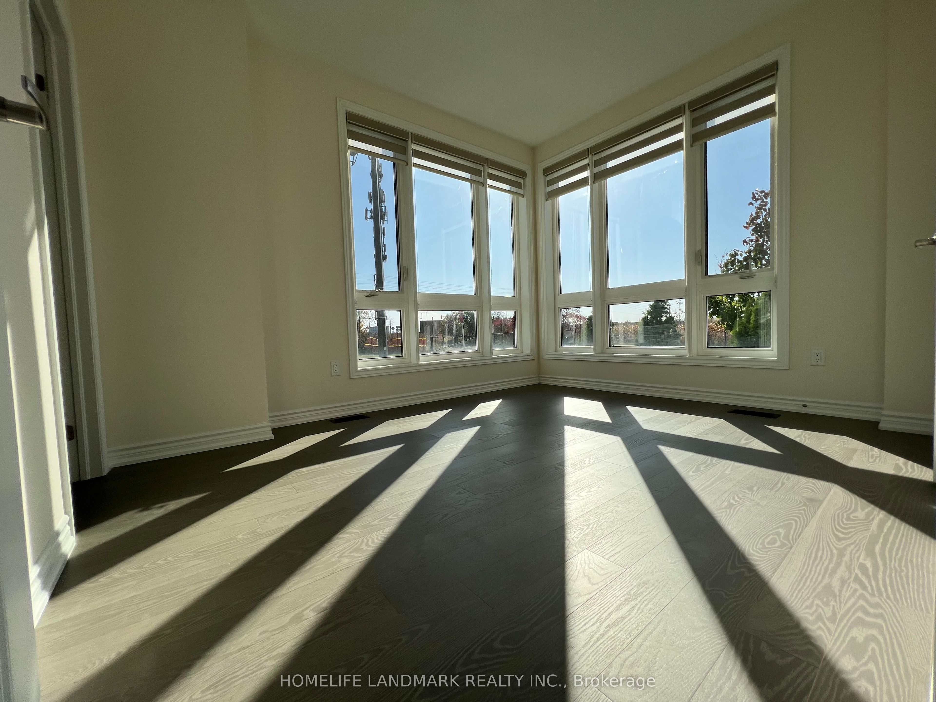2 Concetta Conte Avenue, Markham, ON L6C 0Z5 photo 4