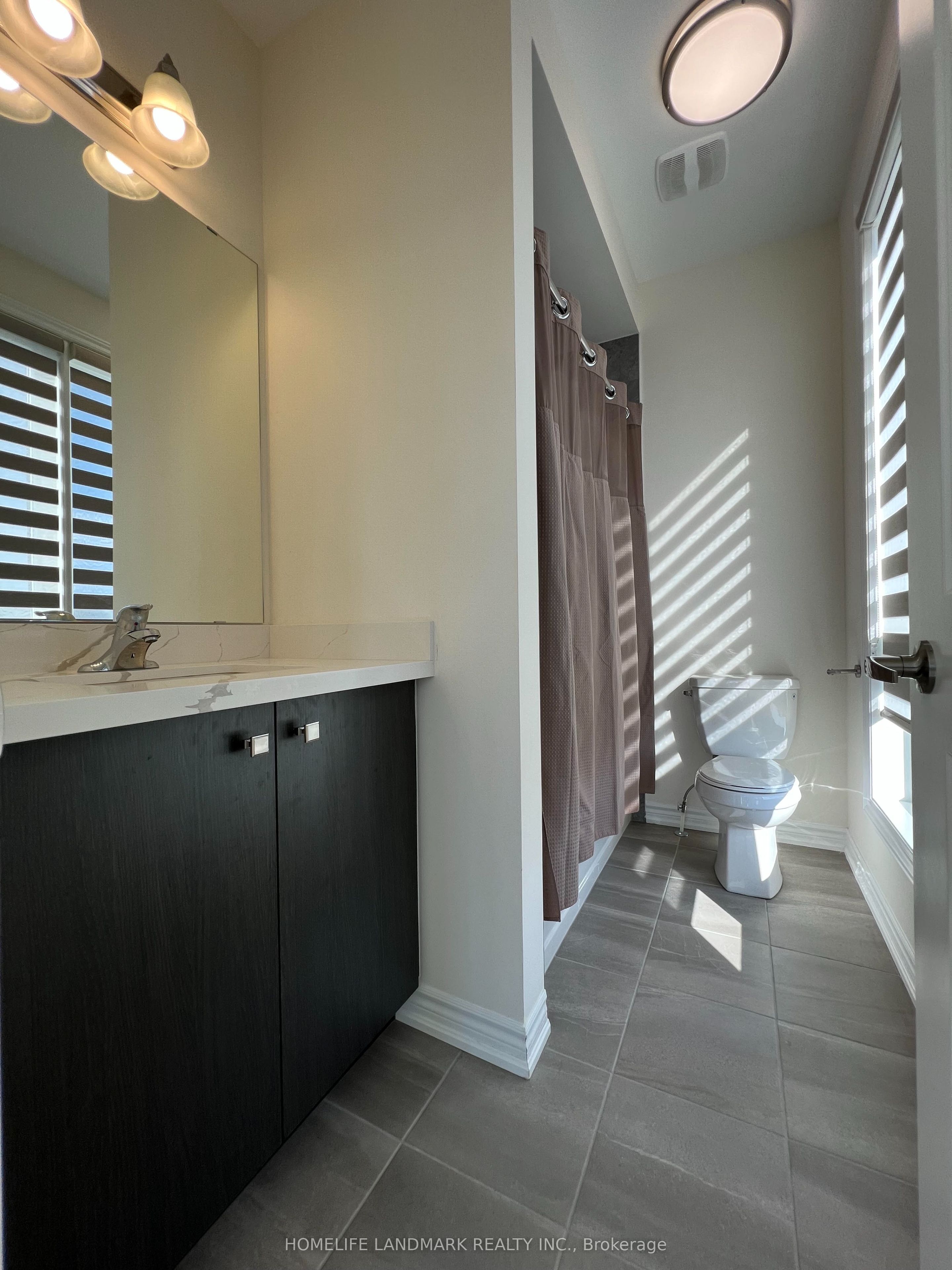 2 Concetta Conte Avenue, Markham, ON L6C 0Z5 photo 5