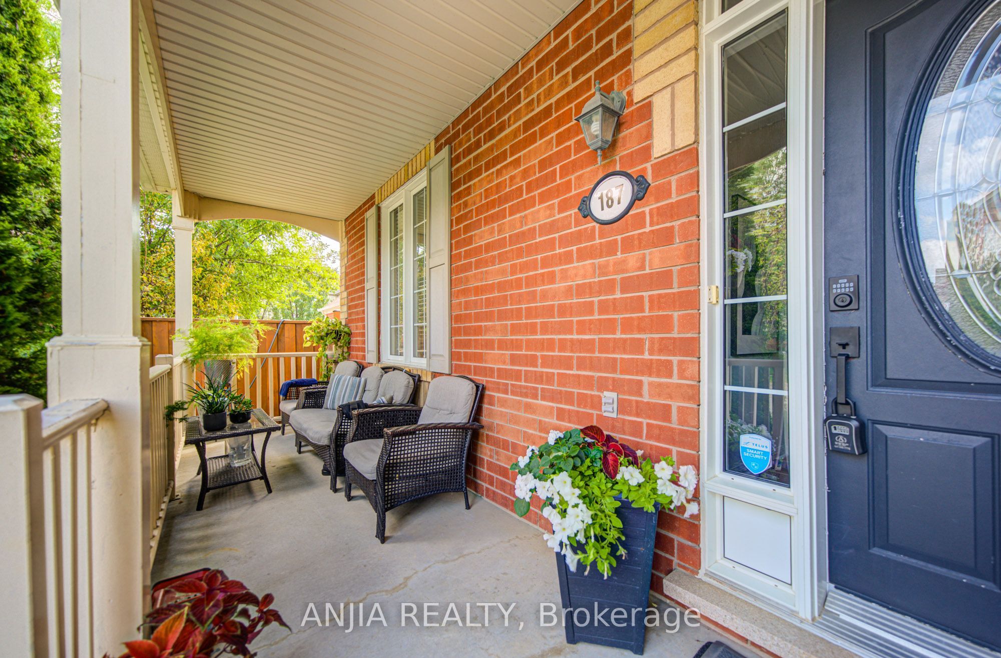 187 Morning Dove Drive, Markham, ON L6B 1L9 photo 2