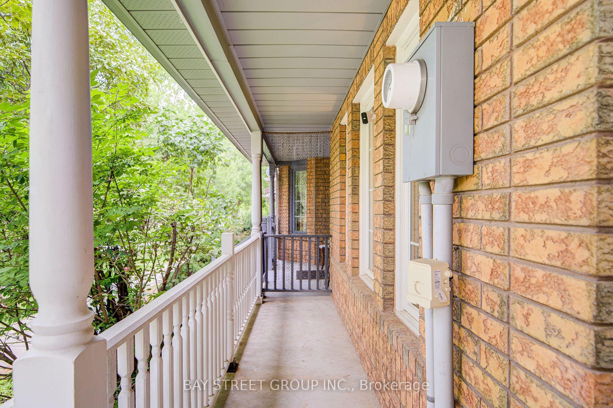 5 Luxton Avenue, Aurora, ON L4G 7J5 photo 4