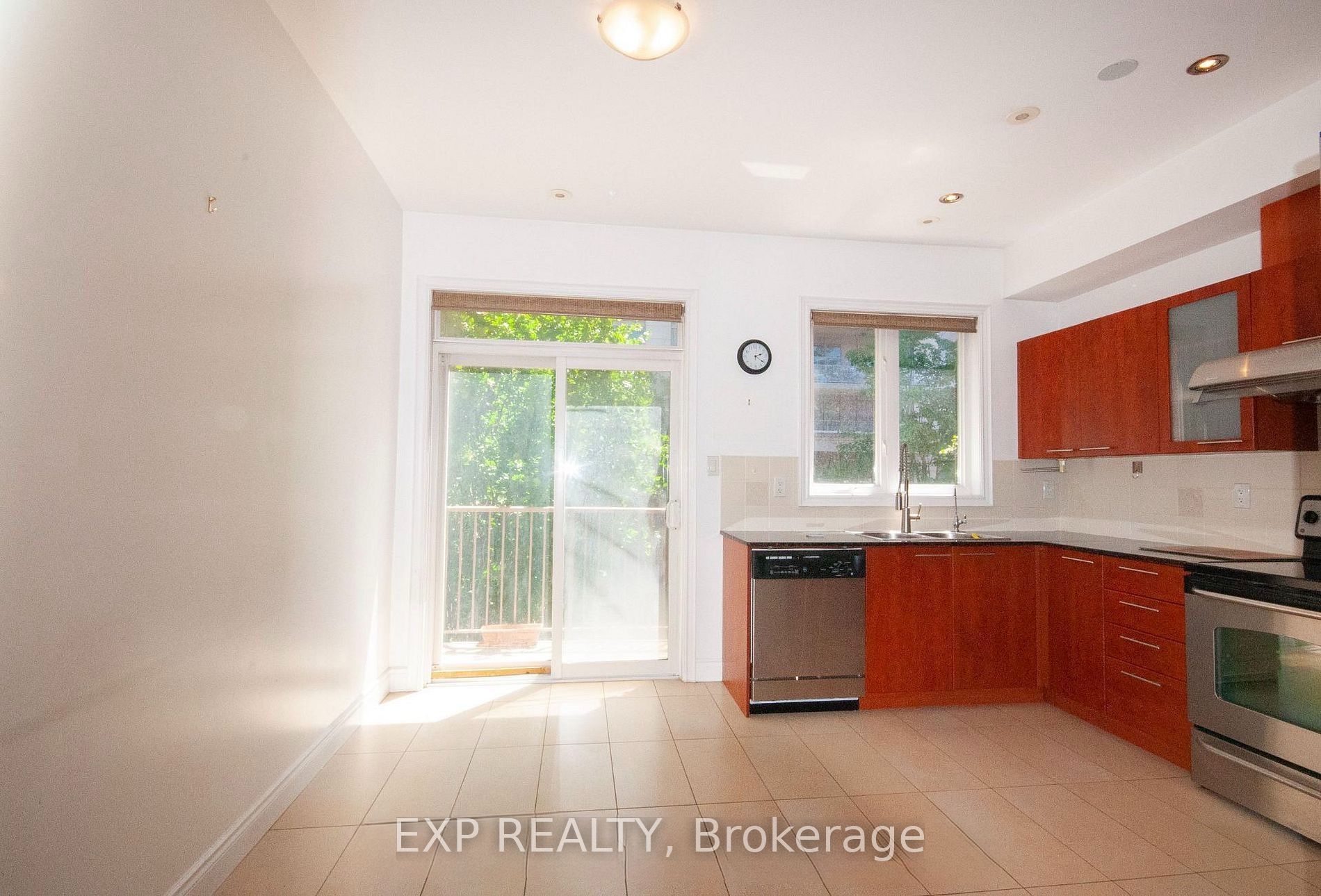 57 Galleria Parkway, Markham, ON L3T 0A3 photo 3