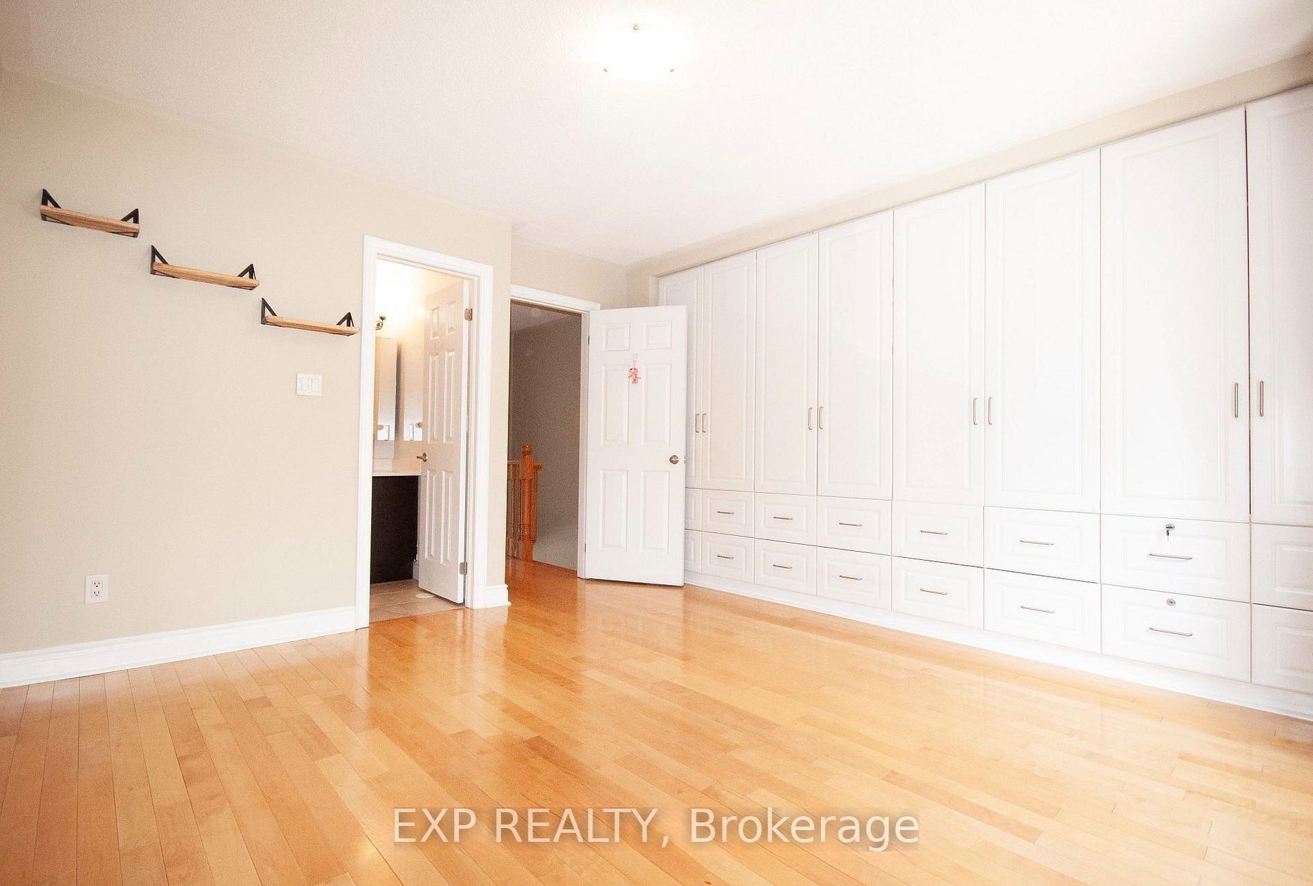 57 Galleria Parkway, Markham, ON L3T 0A3 photo 5
