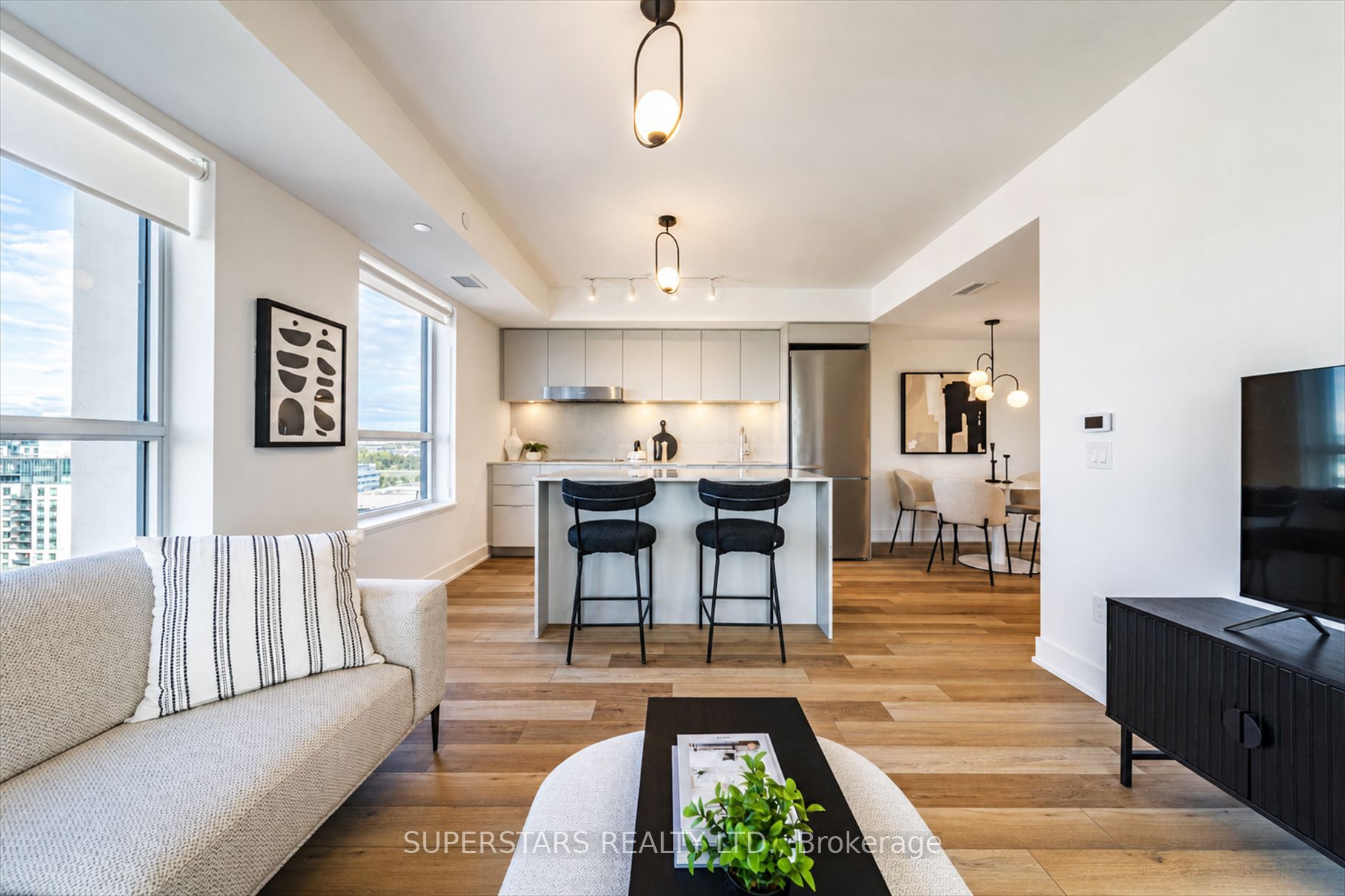8 Cedarland Drive 1605, Markham, ON L6G 0H4 photo 4