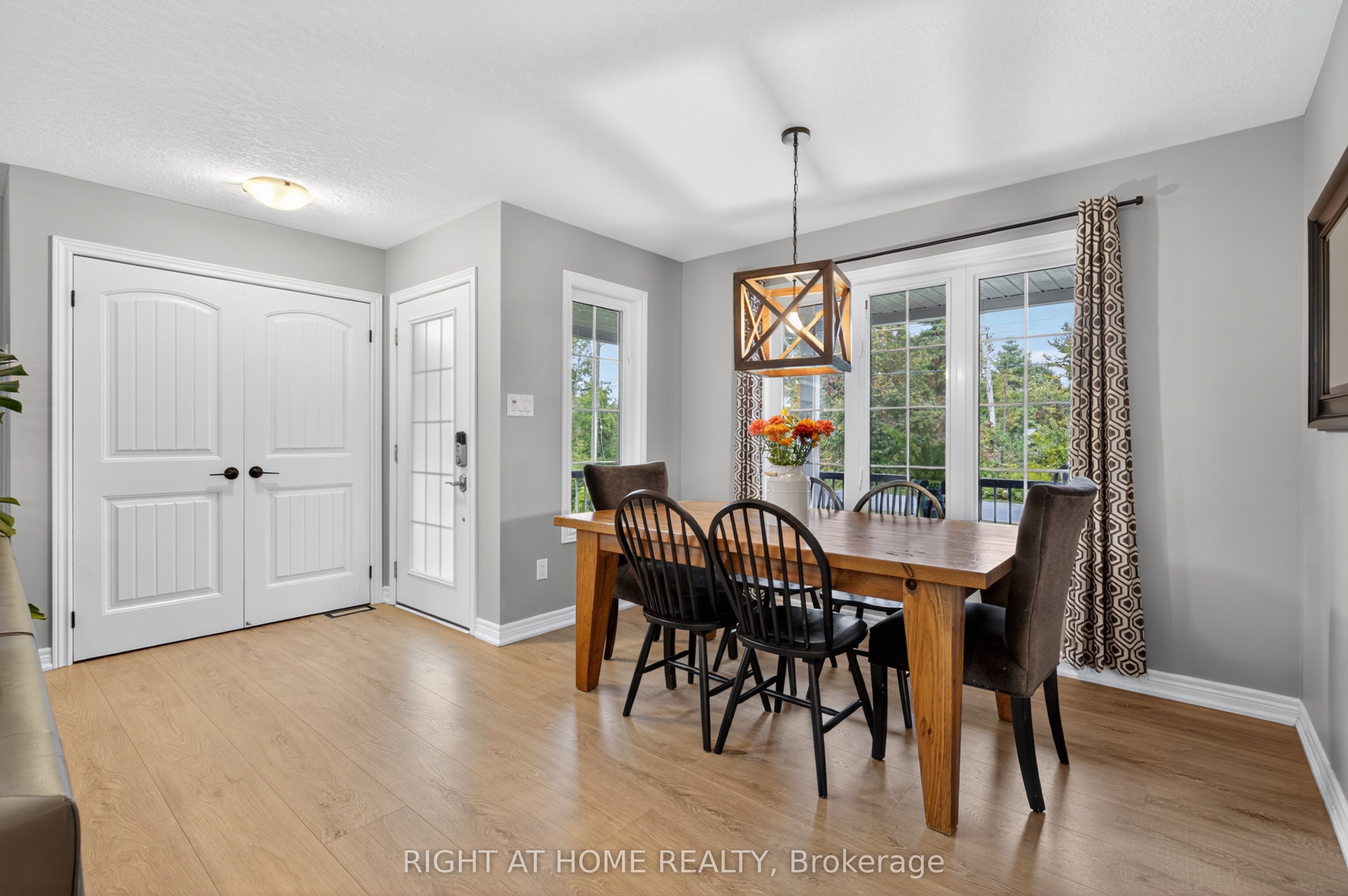 3005 Mason Drive, Innisfil, ON L9S 2J8 photo 5