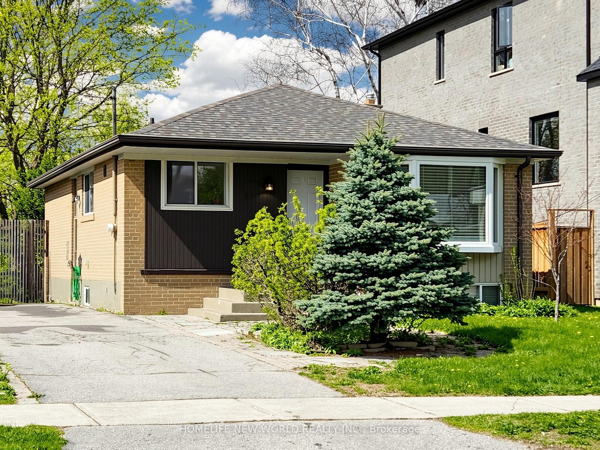74 Child Drive, Aurora, ON L4G 1Y7 photo 2