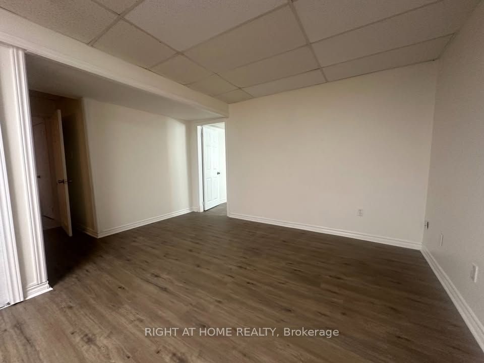 821 10th Line, Innisfil, ON L9S 3N4 photo 3