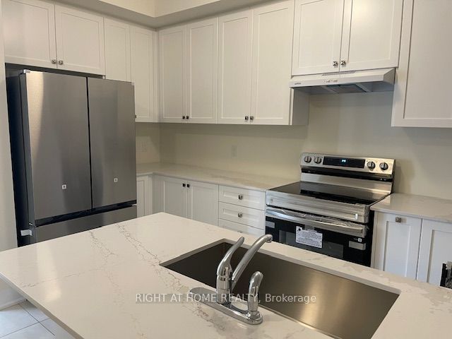 38 Mindanao Avenue, Markham, ON L6C 3T5 photo 3