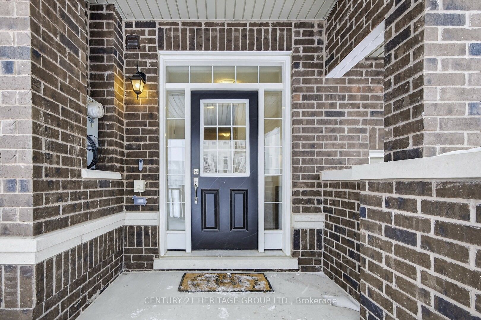 6 Mel Irving Drive, Bradford West Gwillimbury, ON L3Z 4P1 photo 2
