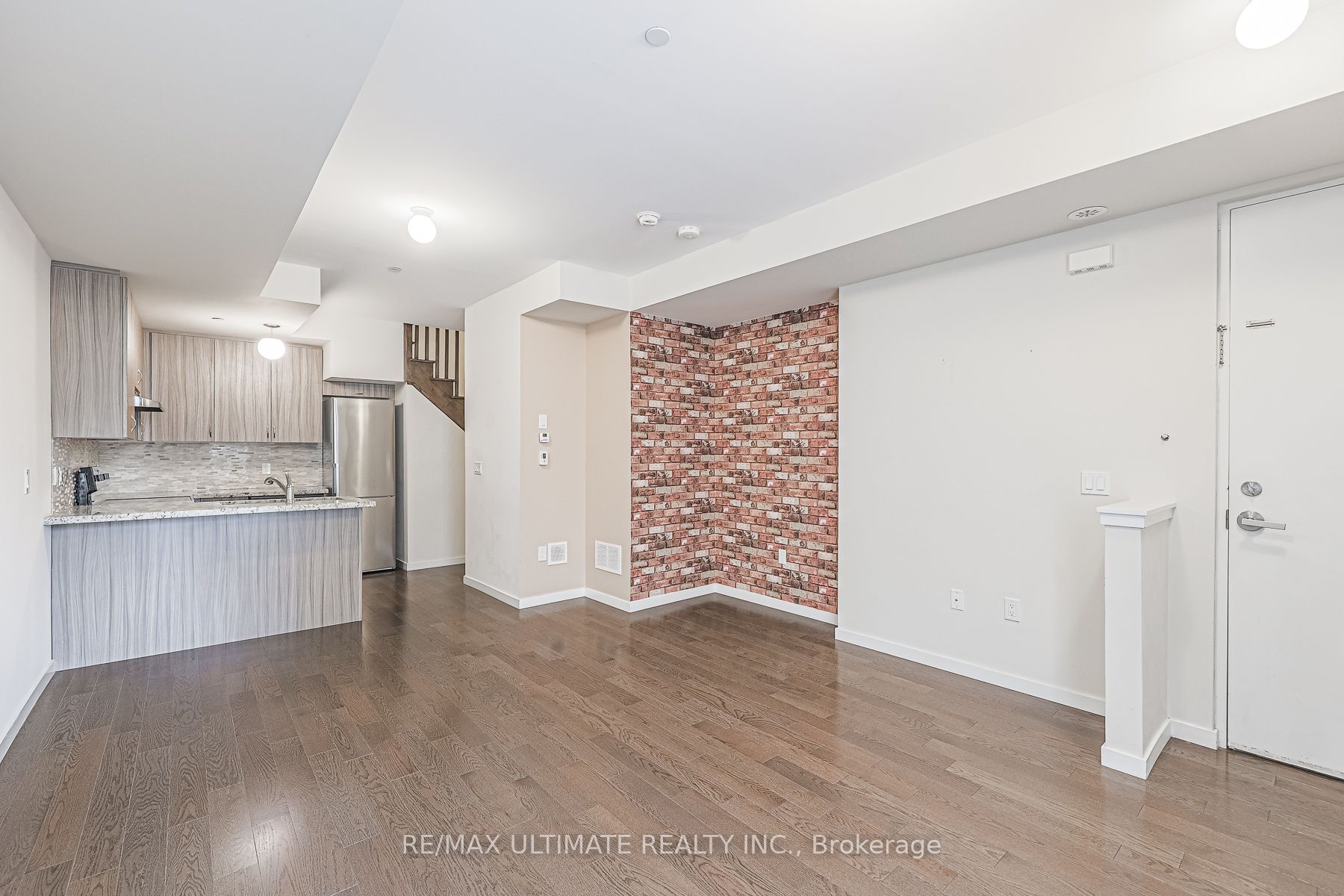 600 Alex Gardner Circle 109, Aurora, ON L4G 0A3 photo 5