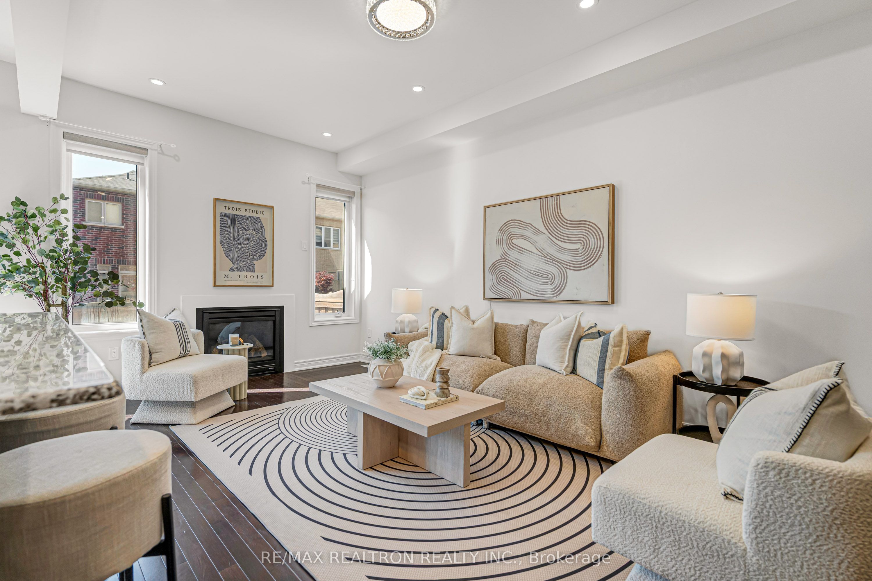 119 Wilfred Murison Avenue, Markham, ON L6C 0S9