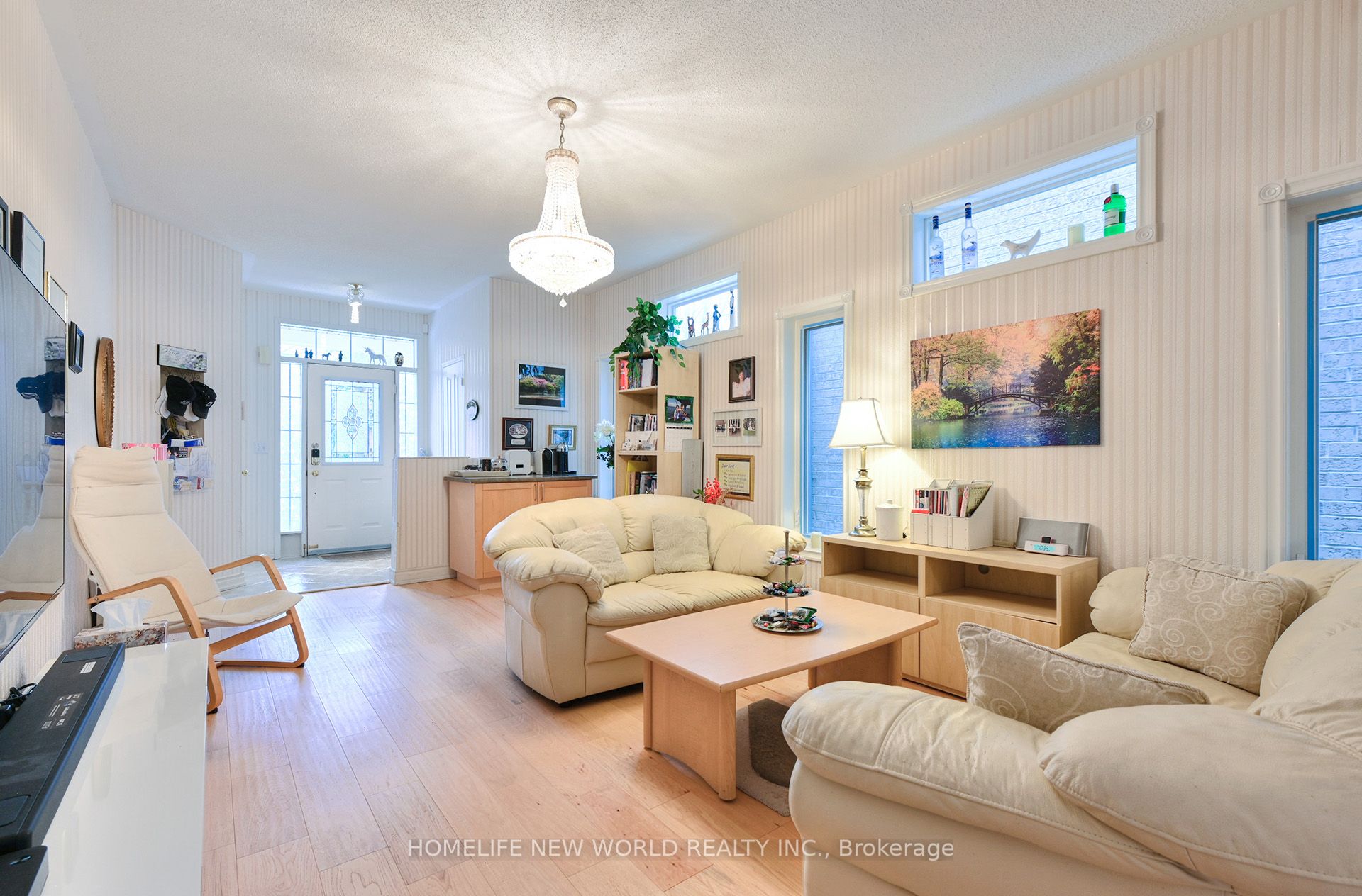 7 Fairlawn Avenue, Markham, ON L6C 2E7 photo 3