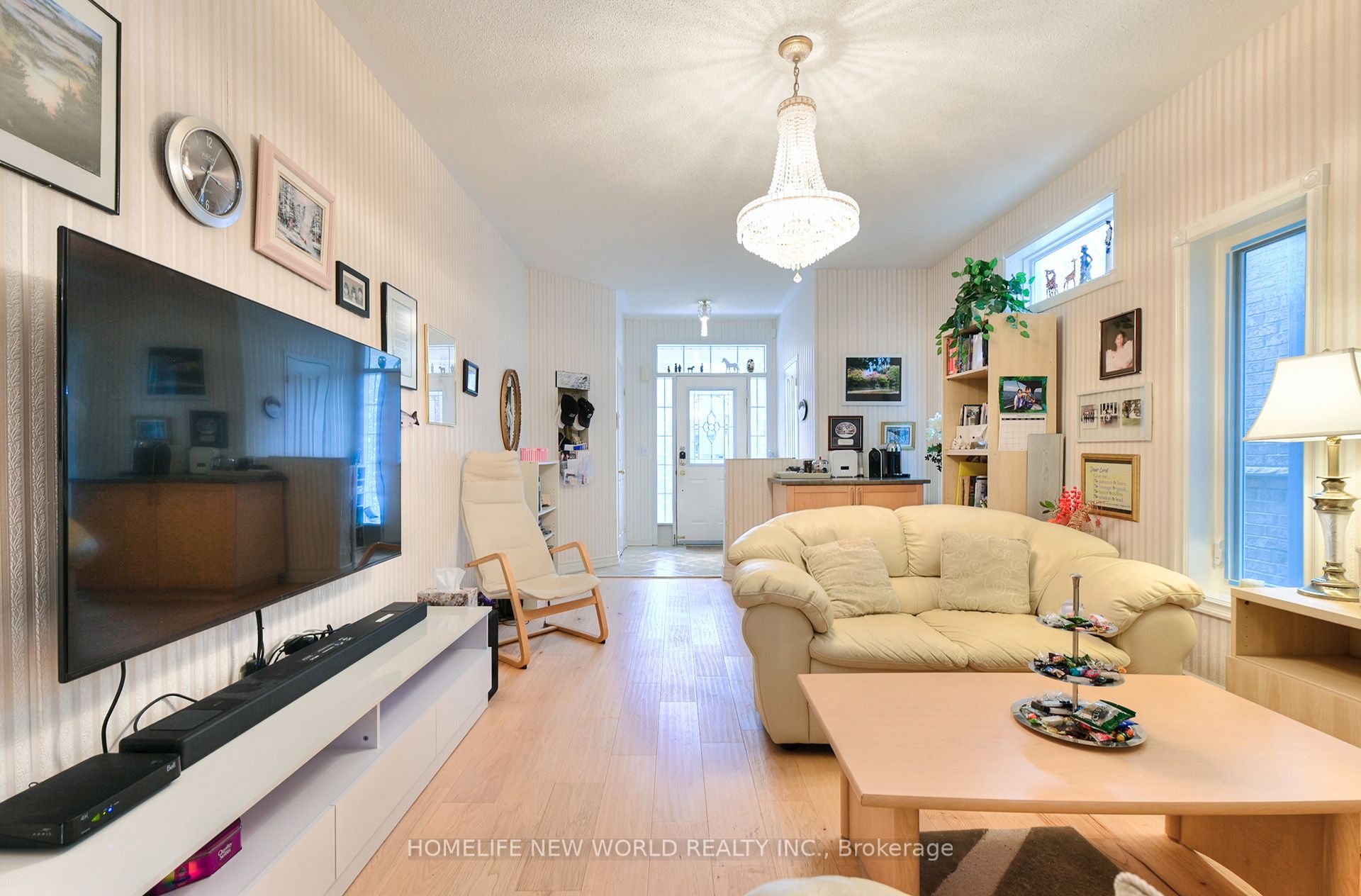 7 Fairlawn Avenue, Markham, ON L6C 2E7 photo 4