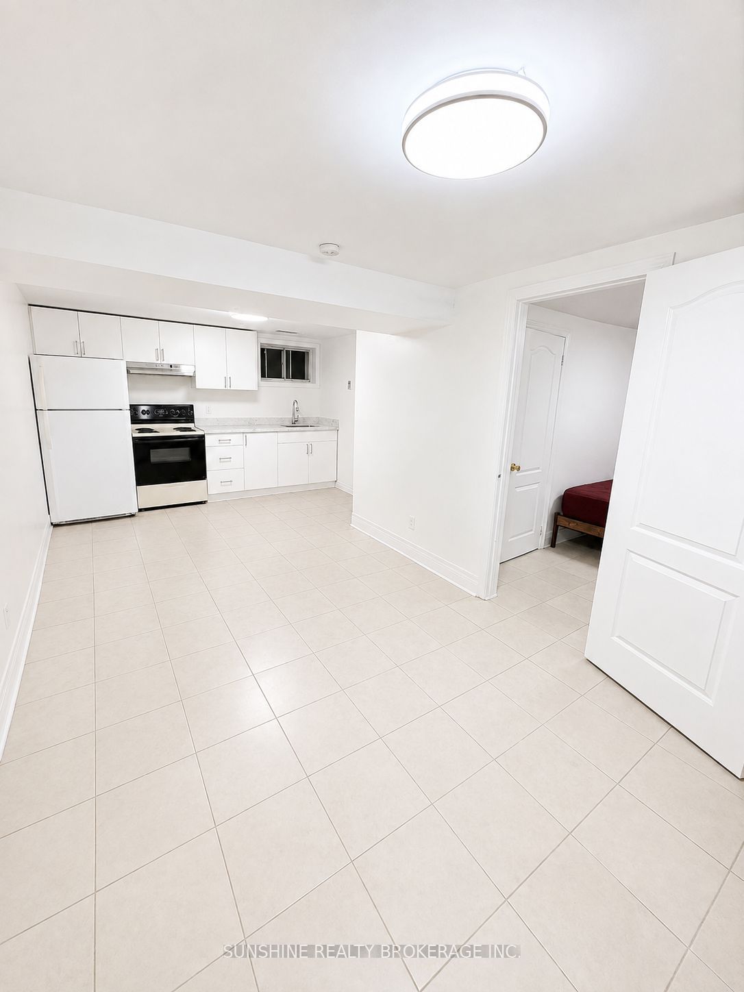 216 Alverna Road Lower B, Richmond Hill, ON L4C 3M7 photo 3
