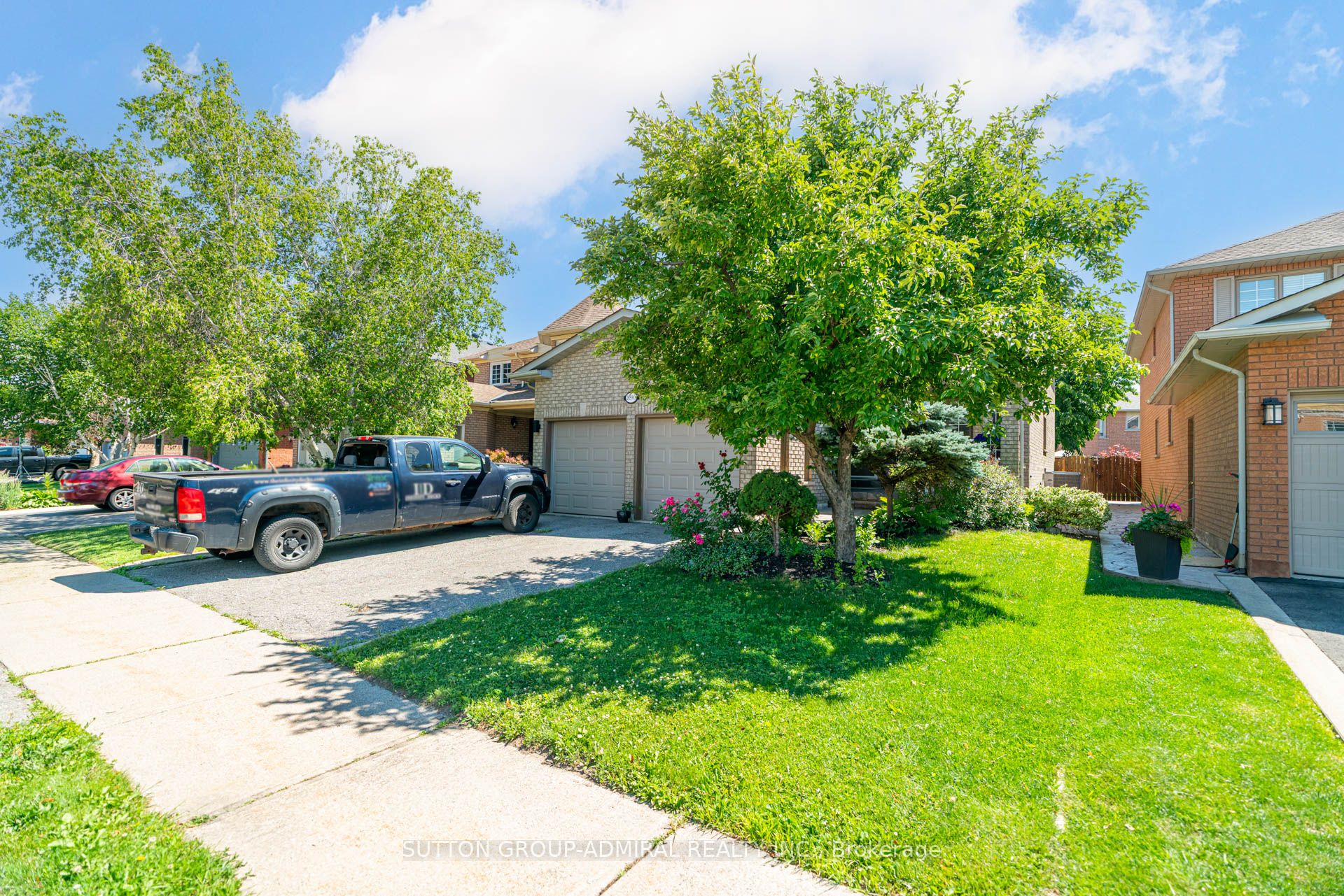8890 Martin Grove Road, Vaughan, ON L4H 1C3 photo 4