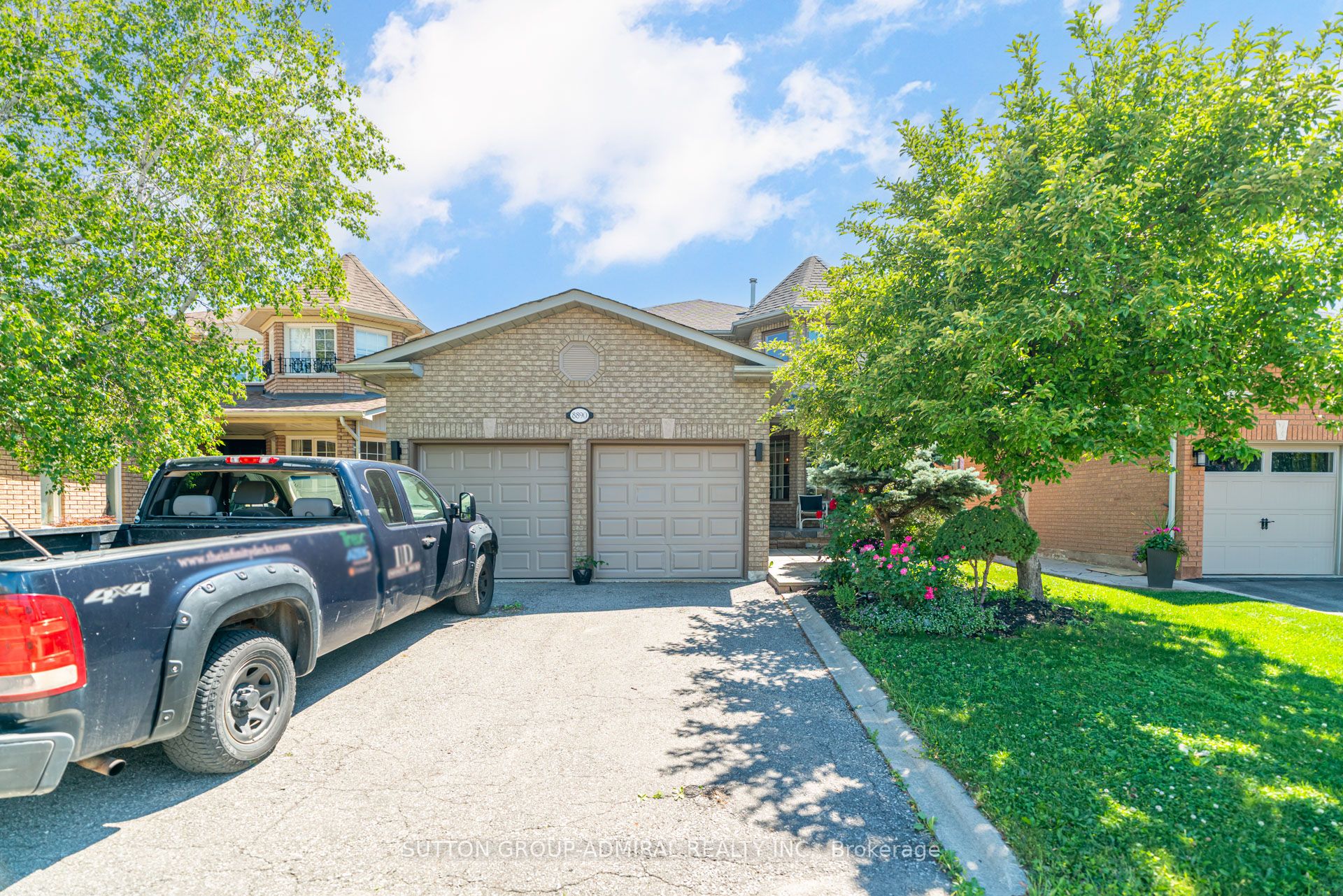 8890 Martin Grove Road, Vaughan, ON L4H 1C3 photo 5